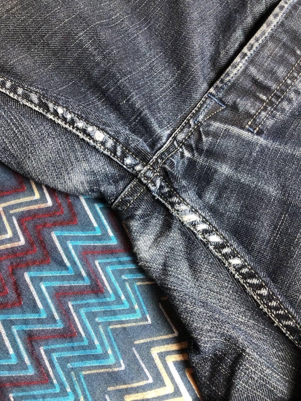 Japanese Brand Crazy Crash Dirty Baggy Faded Jean Japan Avant Garde Style Size US 32 / EU 48 - 5 Thumbnail