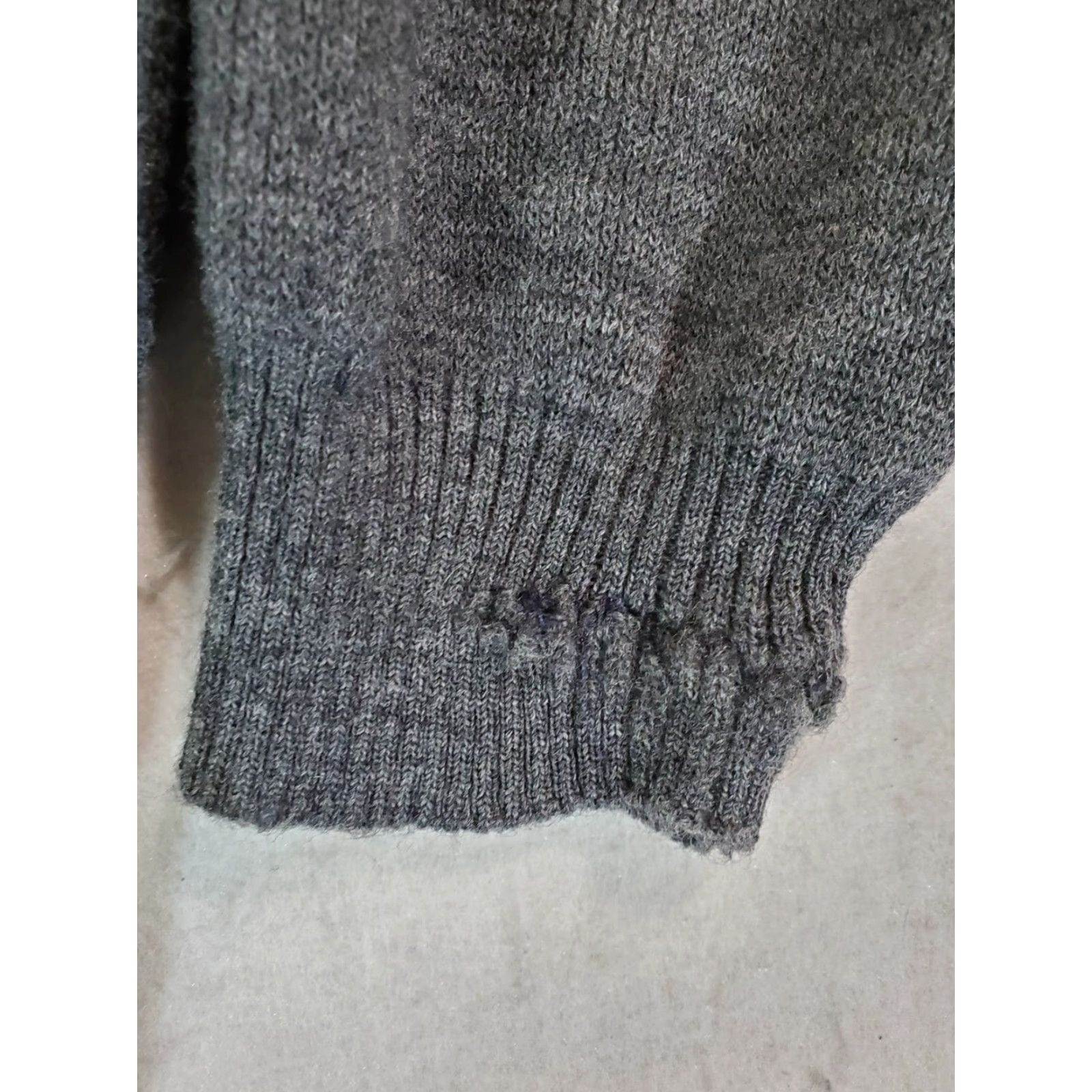 Vintage VINTAGE Jacobson's Cardigan Sweater 100% Wool Women's Small Gray Leather Buttons V-Neck Long Sleeve Knit 80s 90s Womens Size S / US 4 / IT 40 - 6 Thumbnail