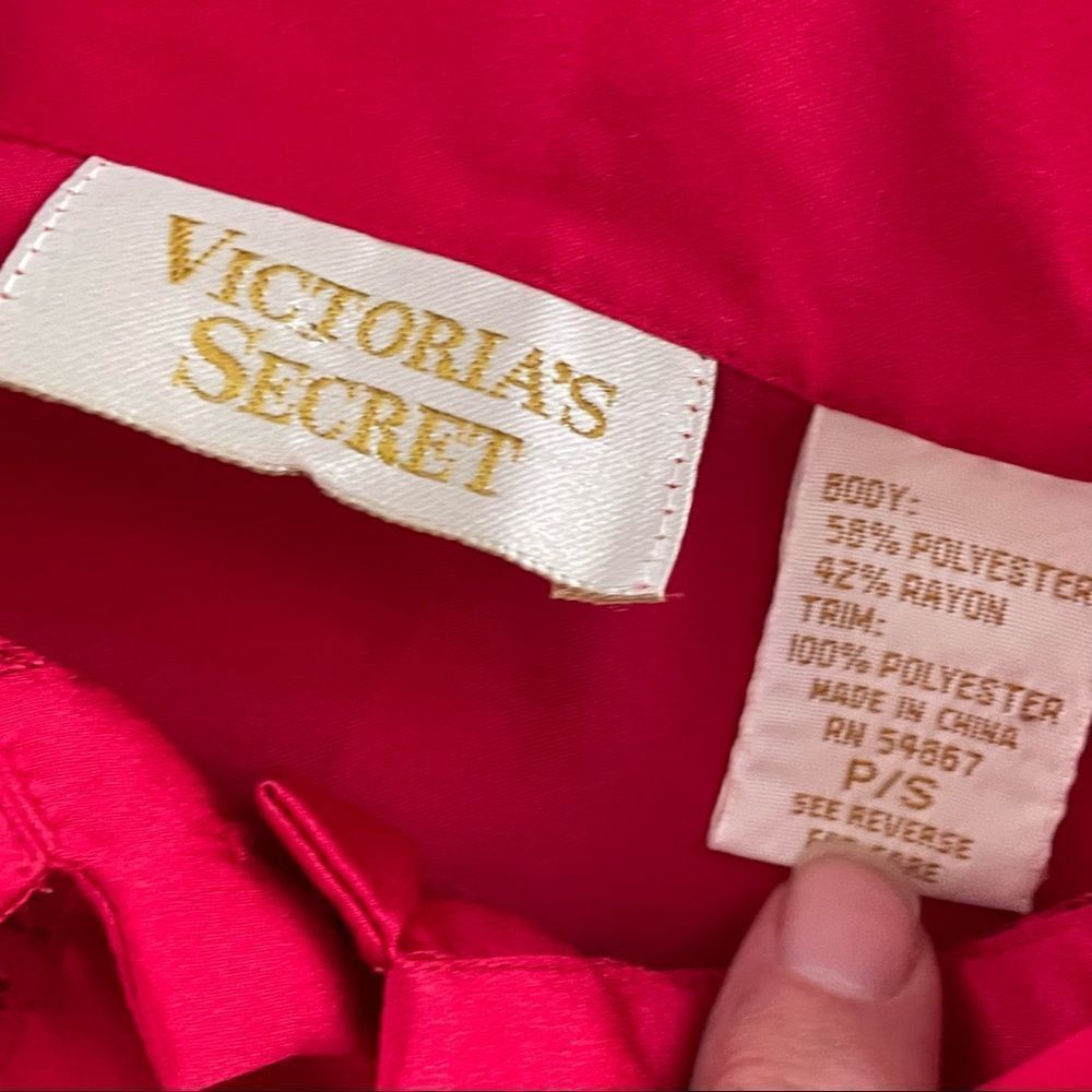 Victoria's Secret Vintage Gold Label Victoria’s Secret Red Lace Satin Night Sh Size ONE SIZE - 7 Thumbnail