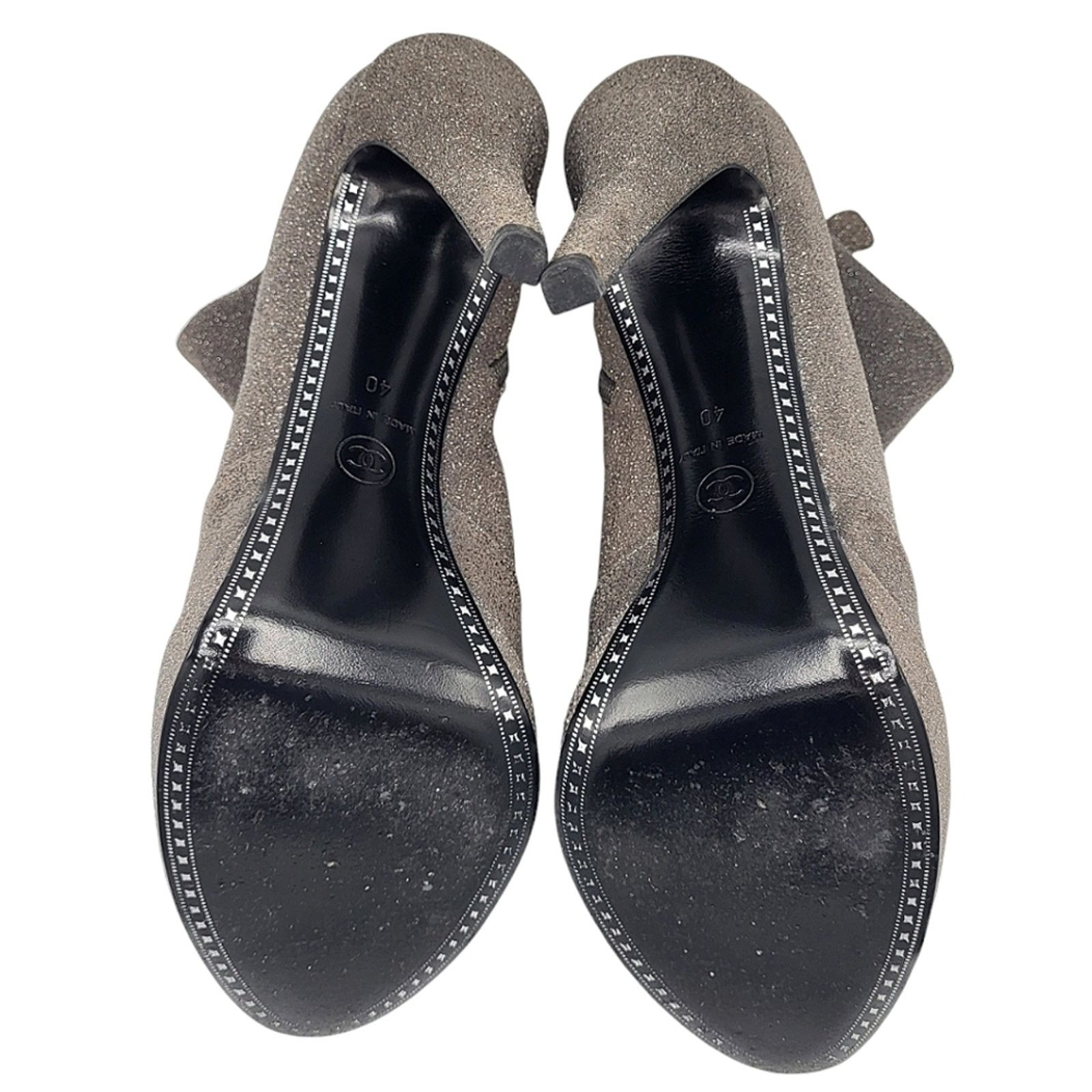 Chanel CHANEL CC Logo Cap Toe Glitter Suede Platform Ankle Boots 40 Size US 10 / IT 40 - 12 Thumbnail