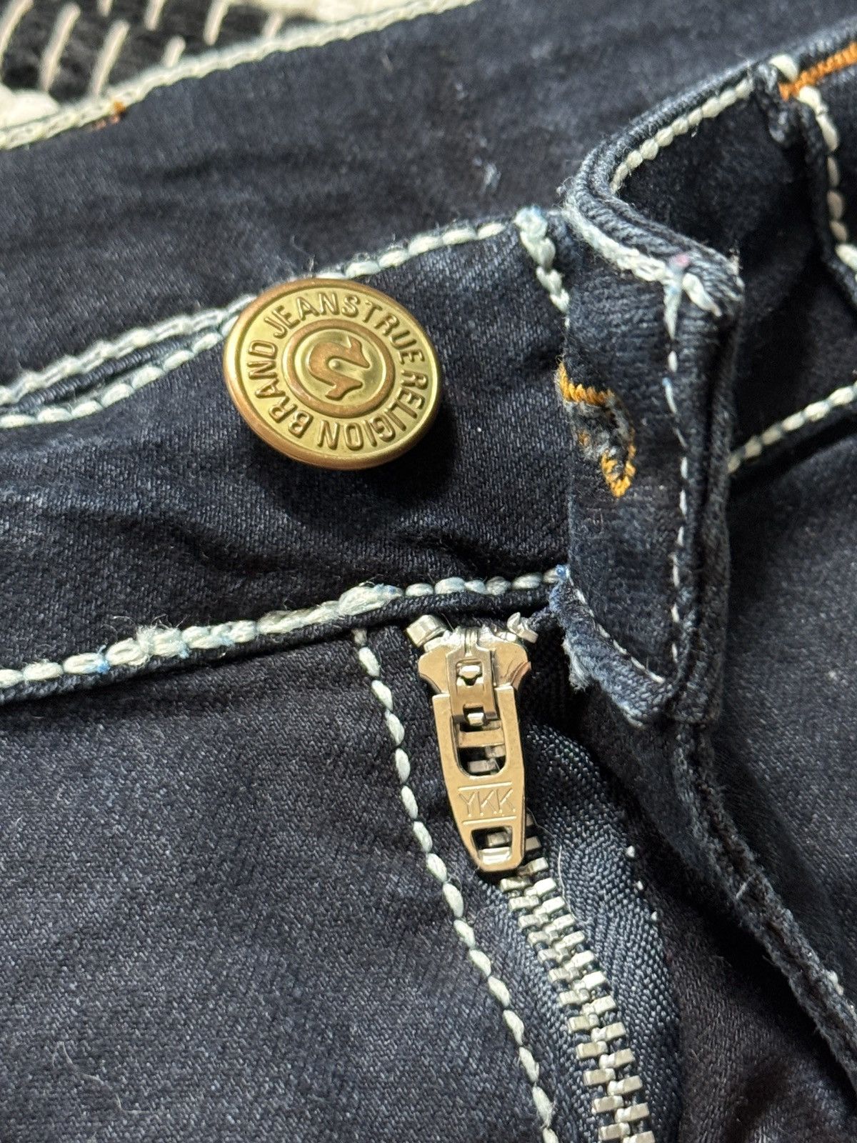 True Religion VINTAGE TRUE RELIGION 2000s CONTRAS STITCH MINI SKIRT Size 30" / US 8 / IT 44 - 9 Thumbnail