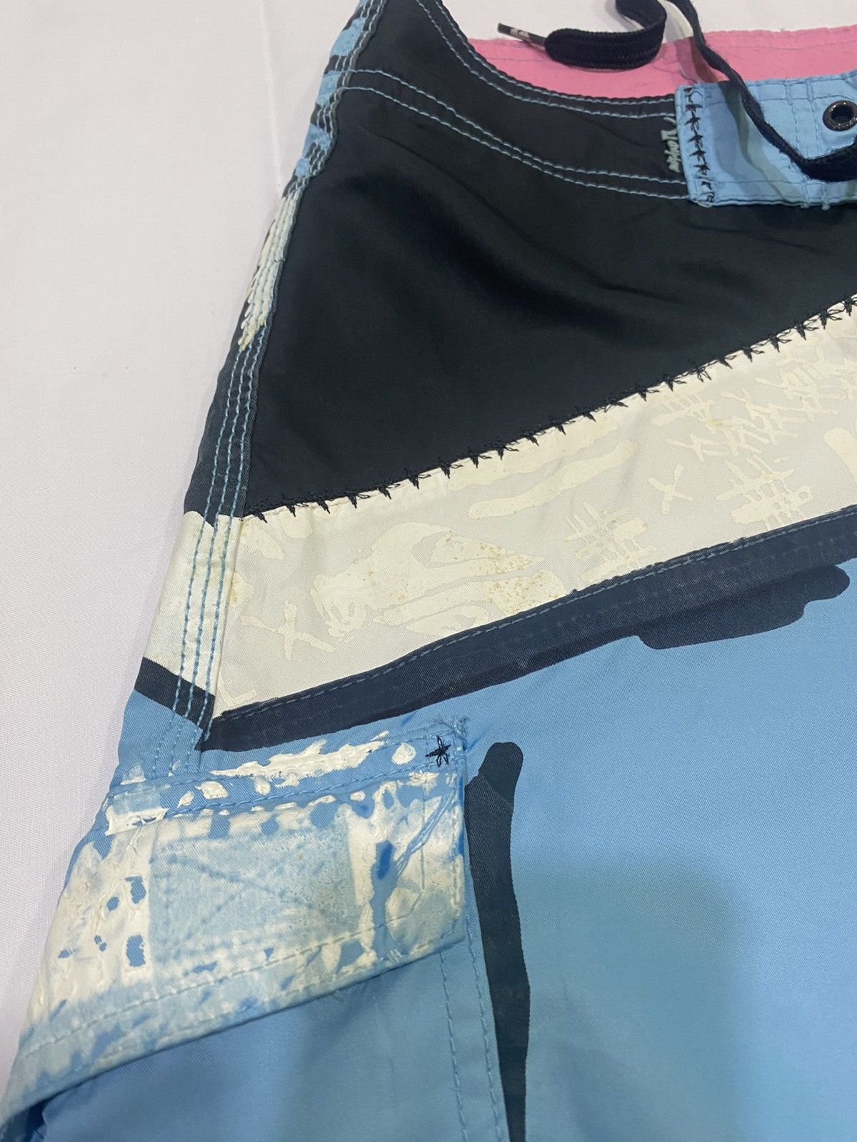 Quiksilver Y2k Quiksilver short pants Size US 30 / EU 46 - 24 Thumbnail