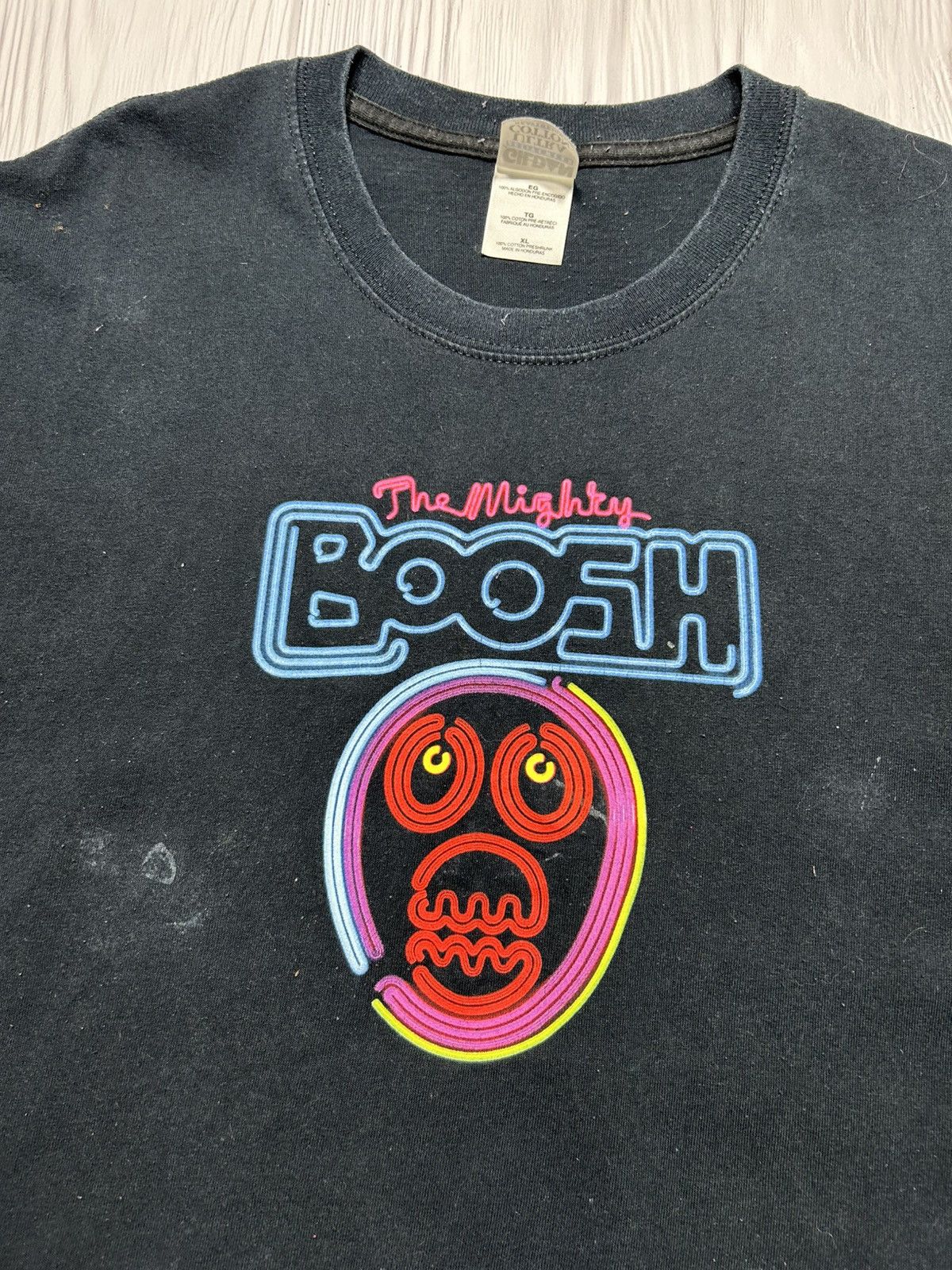 Vintage Vintage The Mighty Boosh Face T-Shirt Size US XL / EU 56 / 4 - 12 Thumbnail