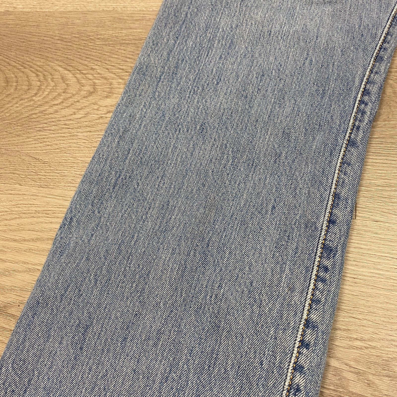 Levi's Vintage Y2K Levi's 501 Straight Leg Button Fly Jeans 35x29 Size US 35 - 12 Thumbnail