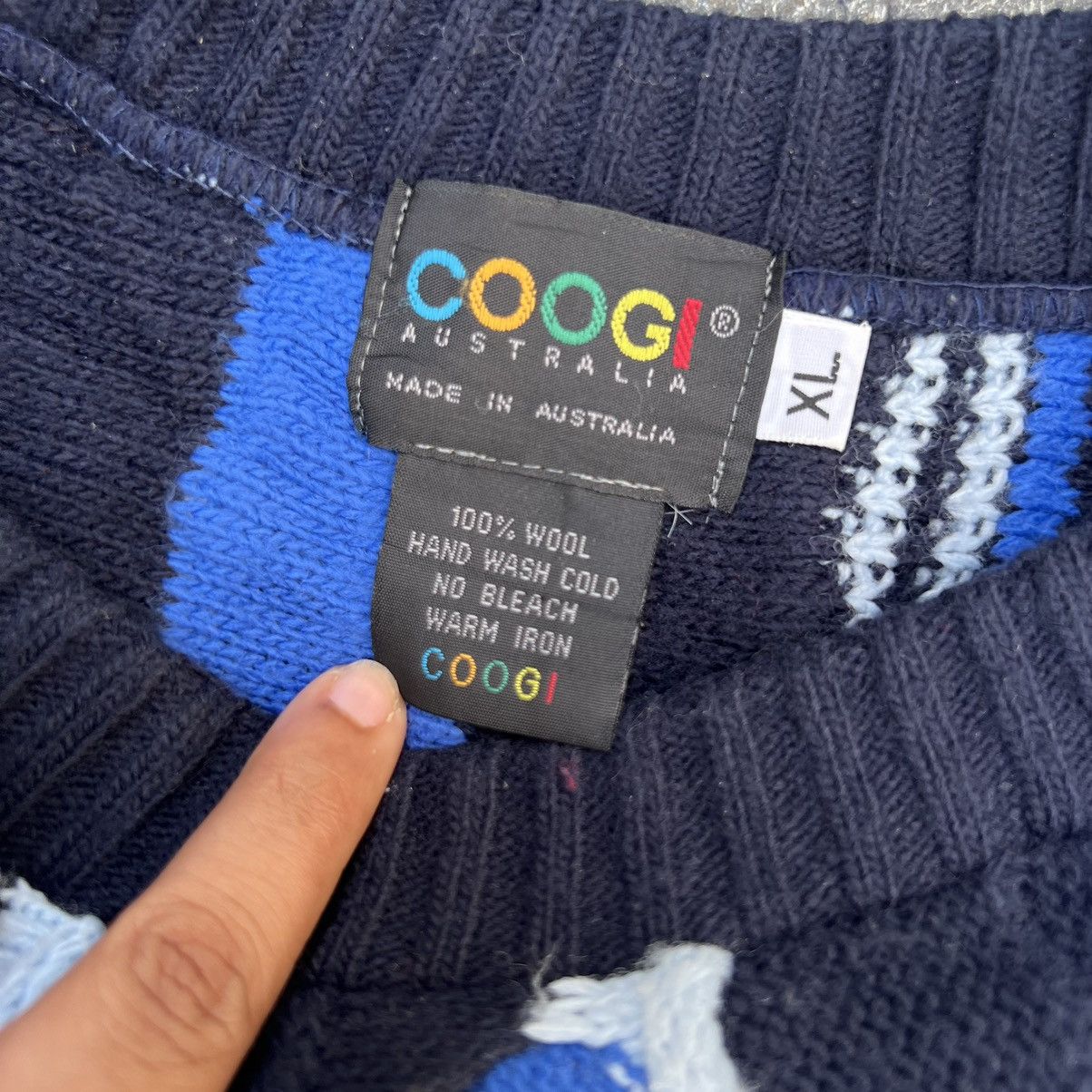 Coogi × Vintage Crazy Vintage Coogi 3D Cable Knit Sweater Size US L / EU 52-54 / 3 - 3 Thumbnail
