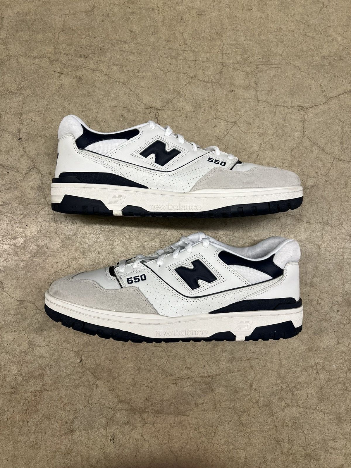New Balance New Balance 550 White Navy Size 13 Size US 13 / EU 46 - 2 Thumbnail