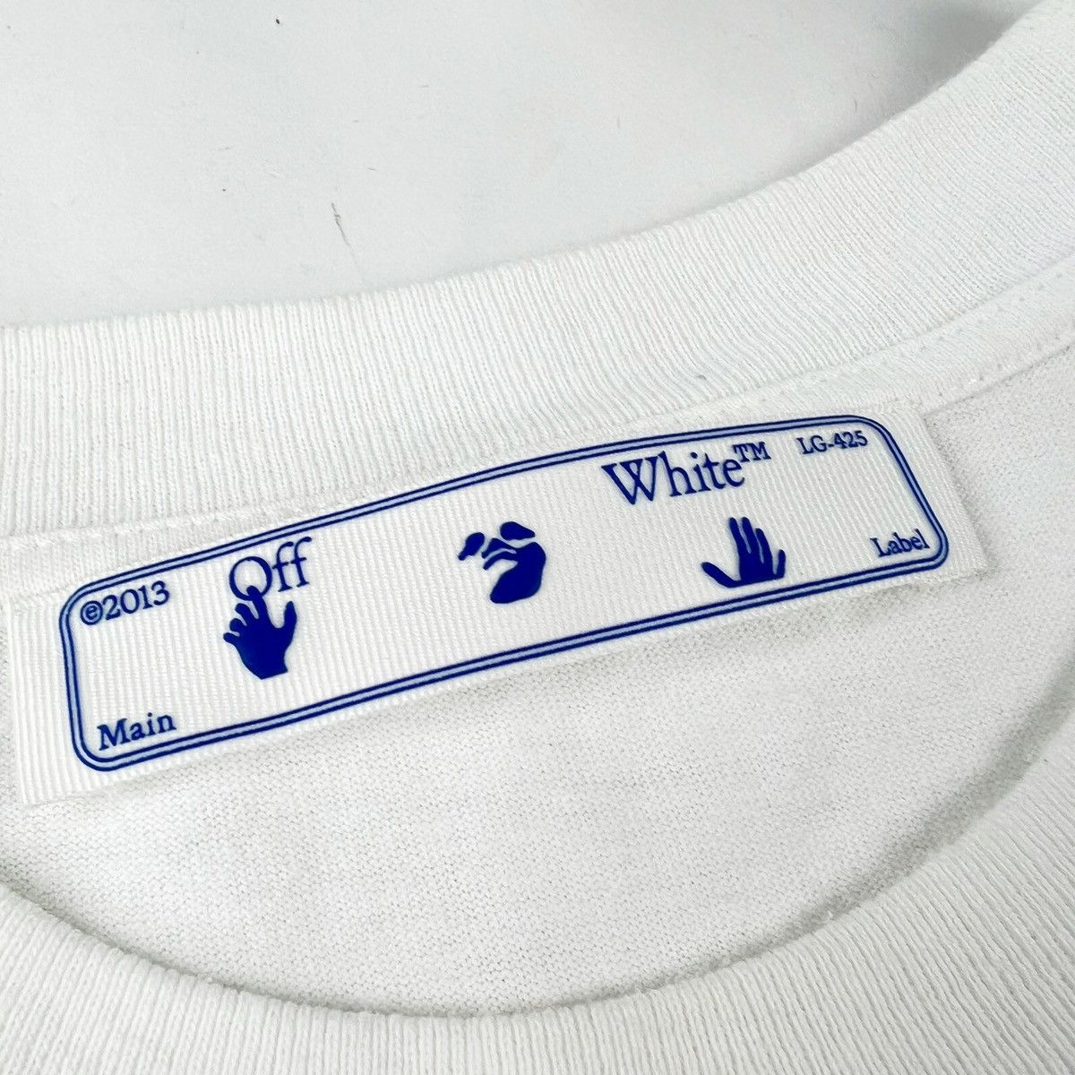 Off-White Off-White Spray Arrows White T Shirt Size US L / EU 52-54 / 3 - 5 Thumbnail