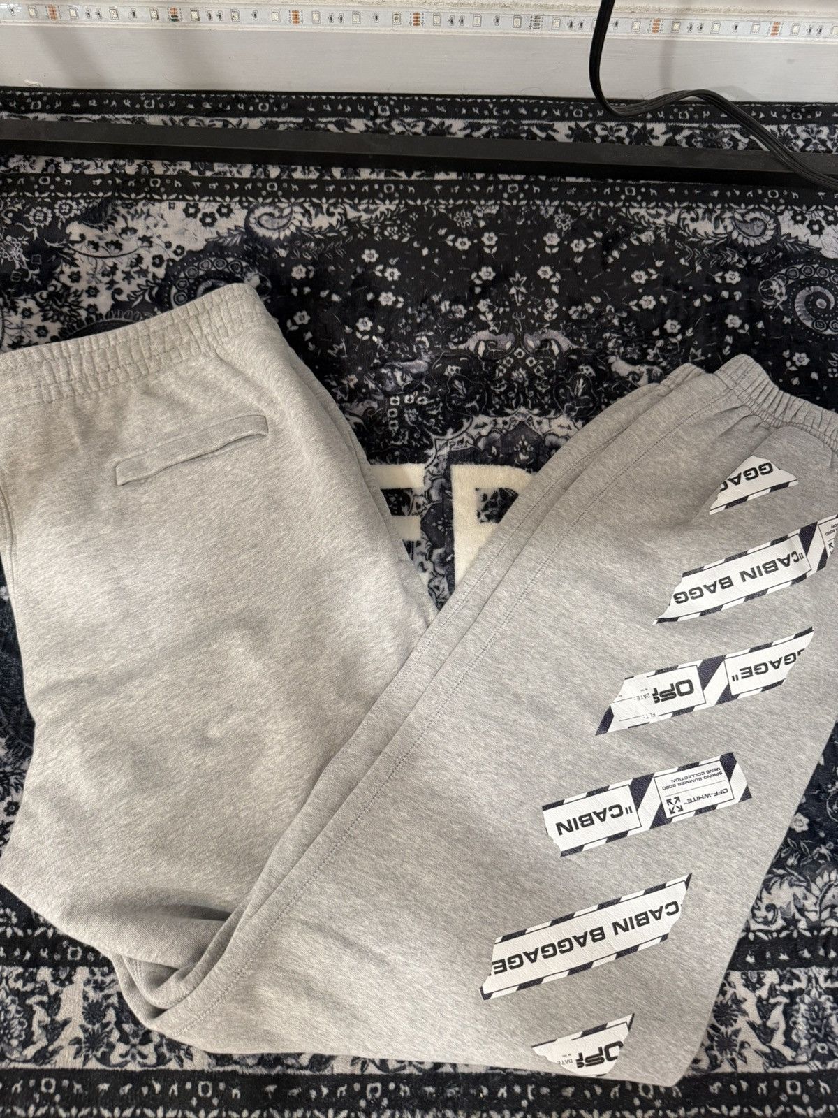 Off-White Off White Airport Sweats Size US 36 / EU 52 - 2 Thumbnail