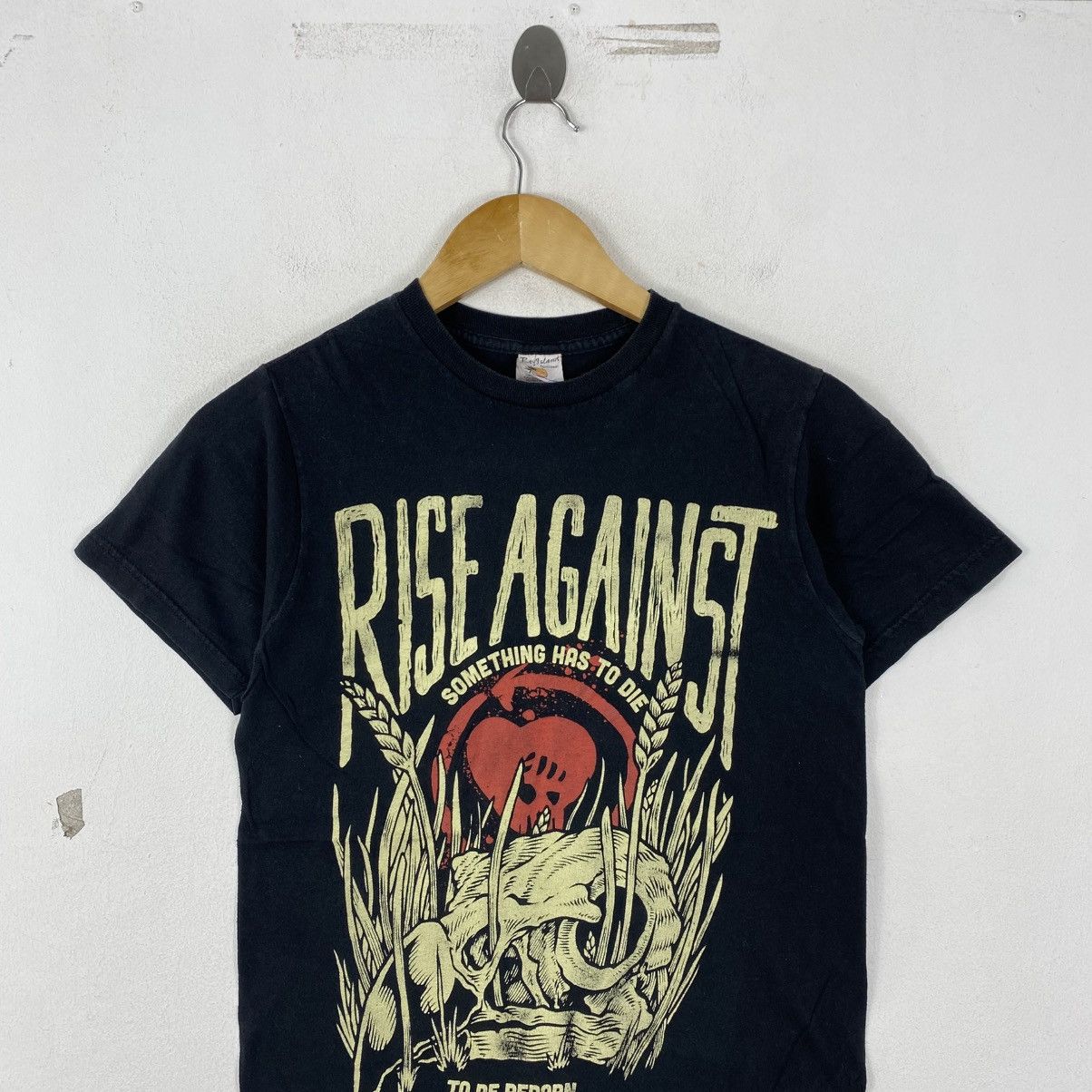 Vintage Rise Against Band Tee Shirt Small Black Y2K PunkRock Graphic Size US S / EU 44-46 / 1 - 3 Thumbnail