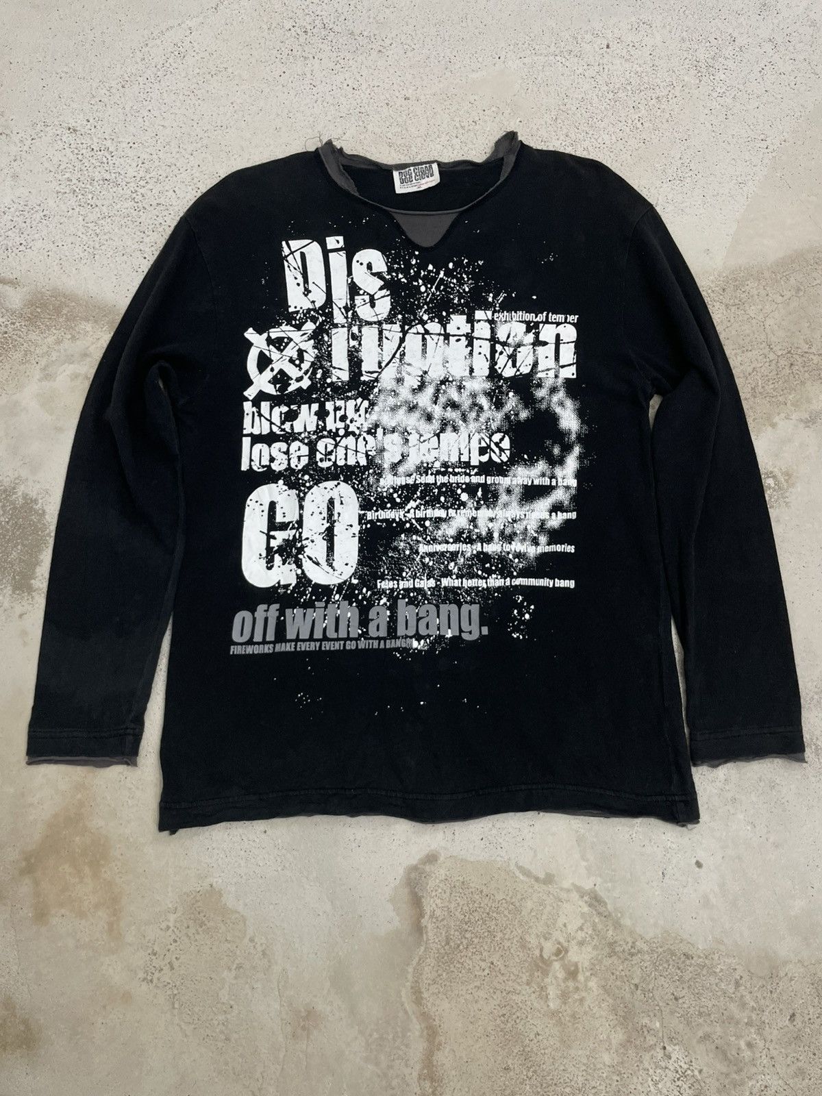 Japanese Brand Faded Dog Cigar Disruption Y2K Wording Layered Tee Size US M / EU 48-50 / 2 - 1 Thumbnail