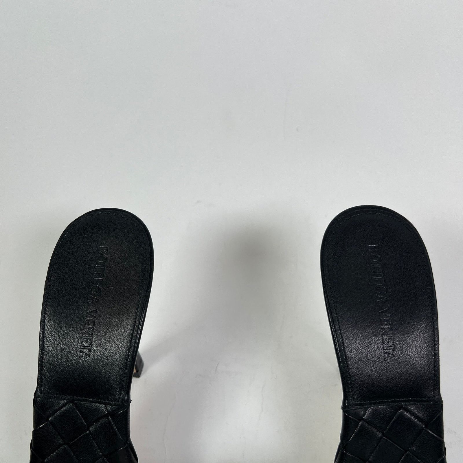 Bottega Veneta Bottega Veneta Lido Intrecciato Leather Mules Size US 10 / IT 40 - 5 Thumbnail