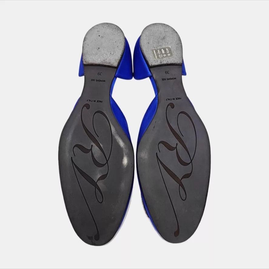 Roger Vivier Roger Vivier Satin Square Crystal Flats 39 Size US 8.5 / IT 38.5 - 8 Thumbnail