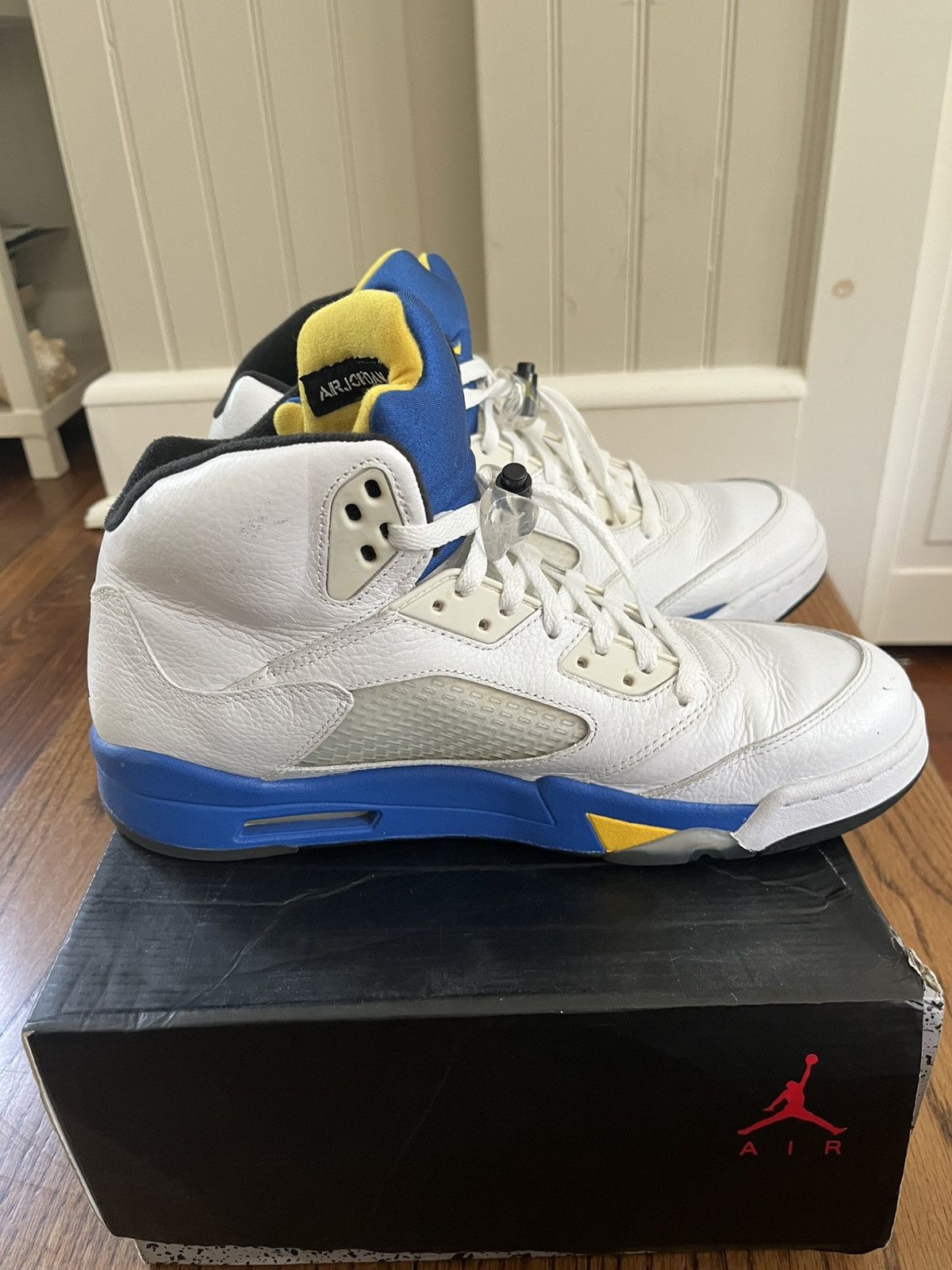 Jordan Brand Jordan 5 Laney Size US 12 / EU 45 - 5 Thumbnail