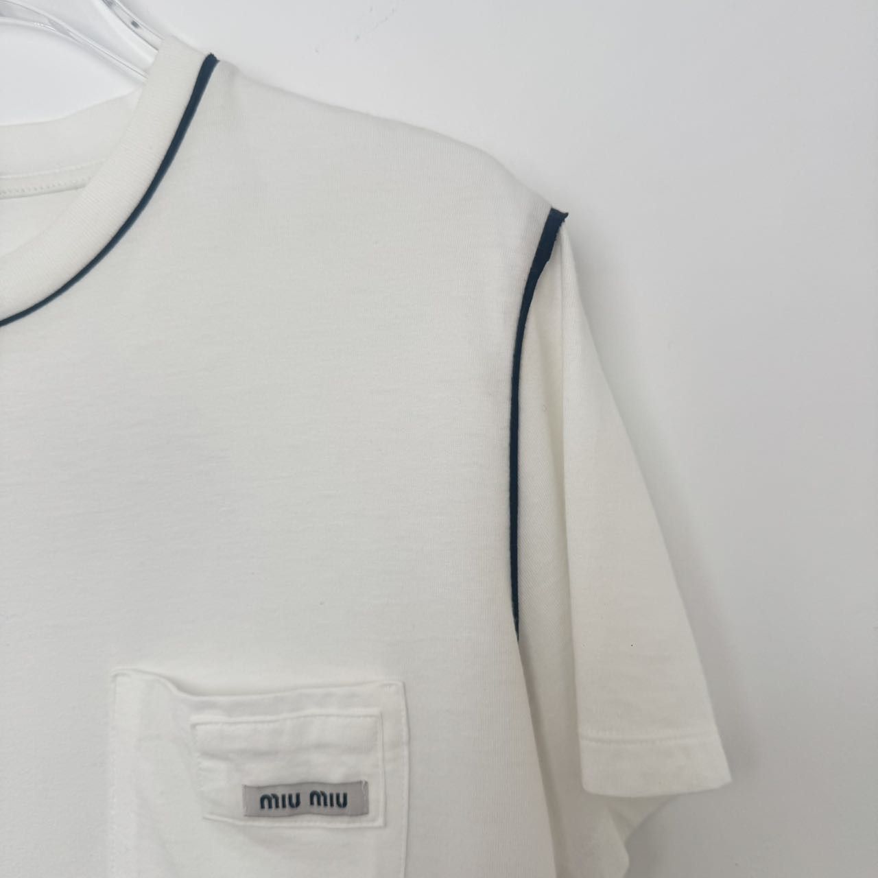 Miu Miu MiuMiu White Logo Printed Cotton Short Sleeve T-shirt K26WX Size M / US 6-8 / IT 42-44 - 3 Thumbnail