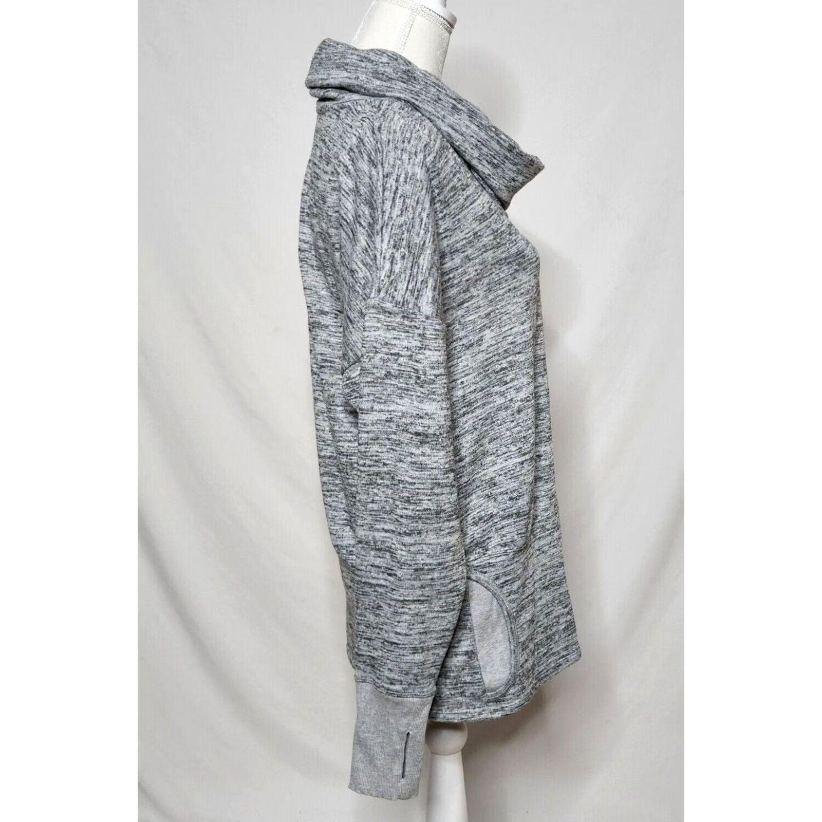 Athleta Athleta Womens M Cowl Neck Sweatshirt Pullover Long Sleeve Gray Batwing Robin Size M / US 6-8 / IT 42-44 - 5 Thumbnail