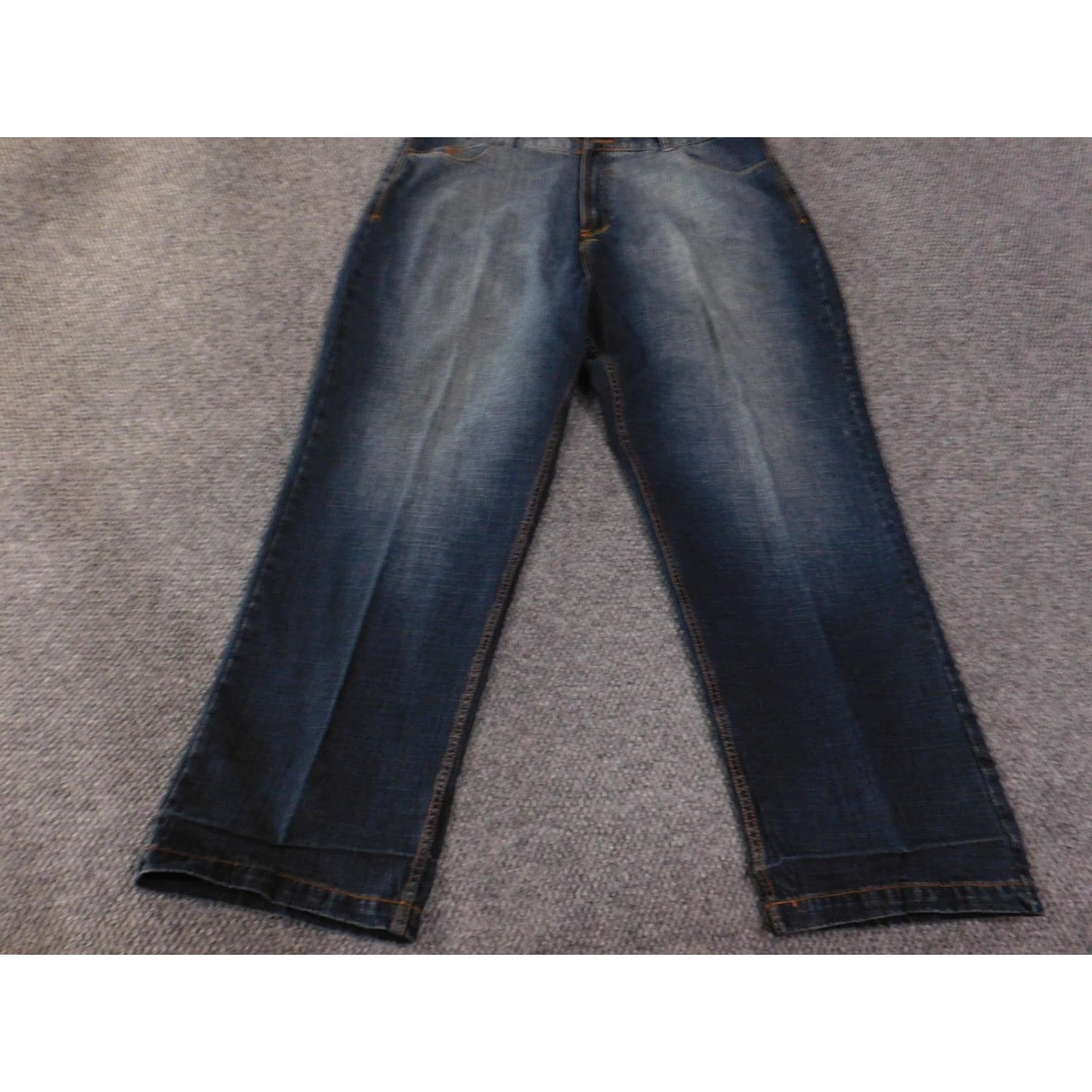 Express Brooklyn Xpress Jeans Mens 40 Blue Denim Straight Leg Relaxed Fit Classic Style Size US 40 / EU 56 - 3 Thumbnail