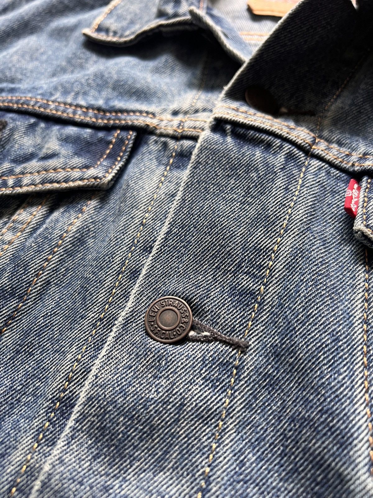 Levi's Vintage Clothing Levi’s Men’s Trucker Jeans Jacket Size US L / EU 52-54 / 3 - 9 Thumbnail