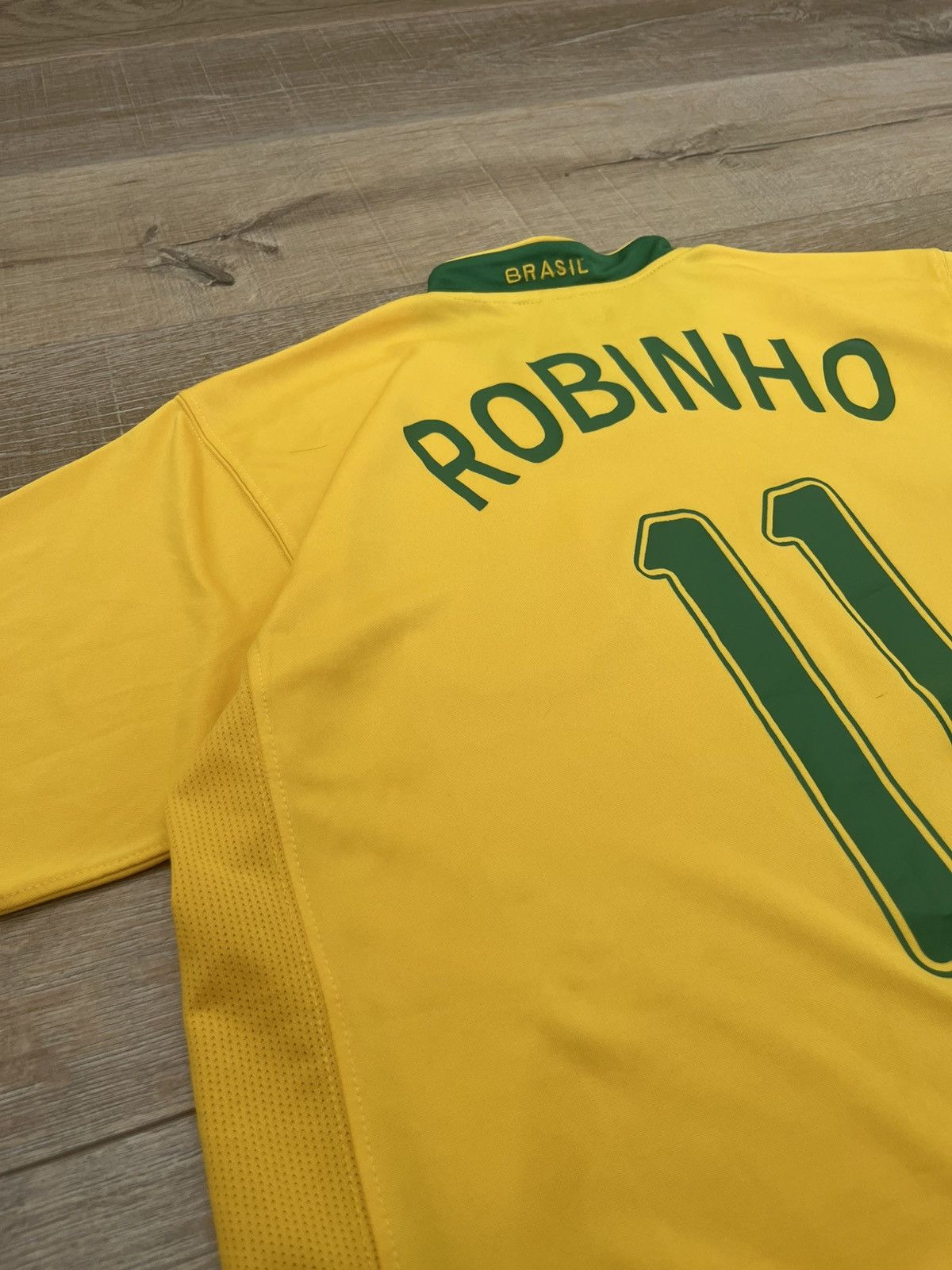 Nike RARE NIKE BRAZIL ROBINHO #11 HYPE BLOCKCORE STYLE JERSEY Size US L / EU 52-54 / 3 - 13 Thumbnail