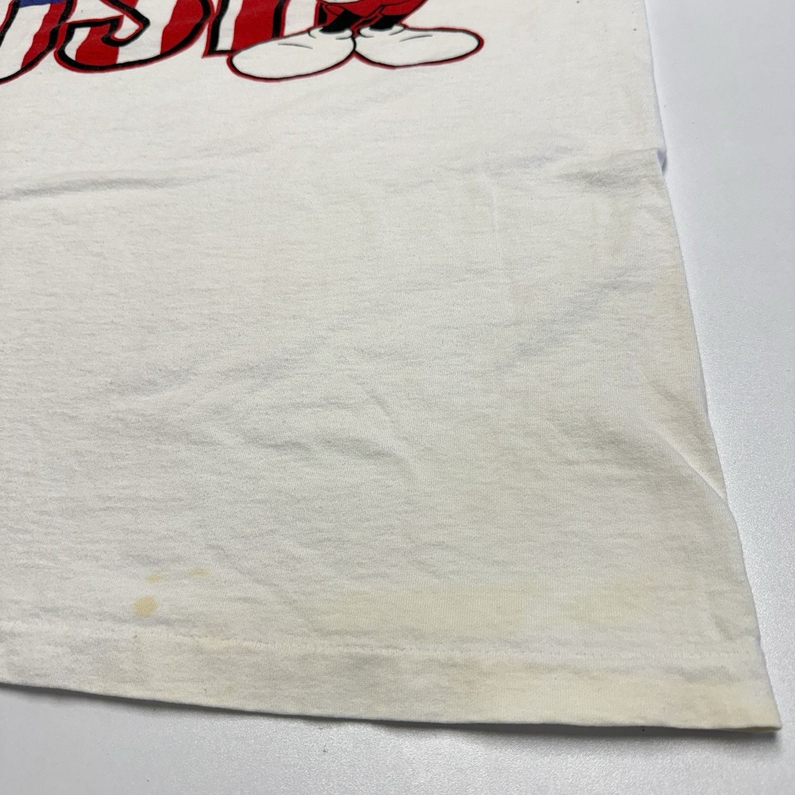 Mickey Unlimited Vintage 90s Mickey Mouse USA T Shirt White Mickey Unlimited Size US L / EU 52-54 / 3 - 7 Thumbnail