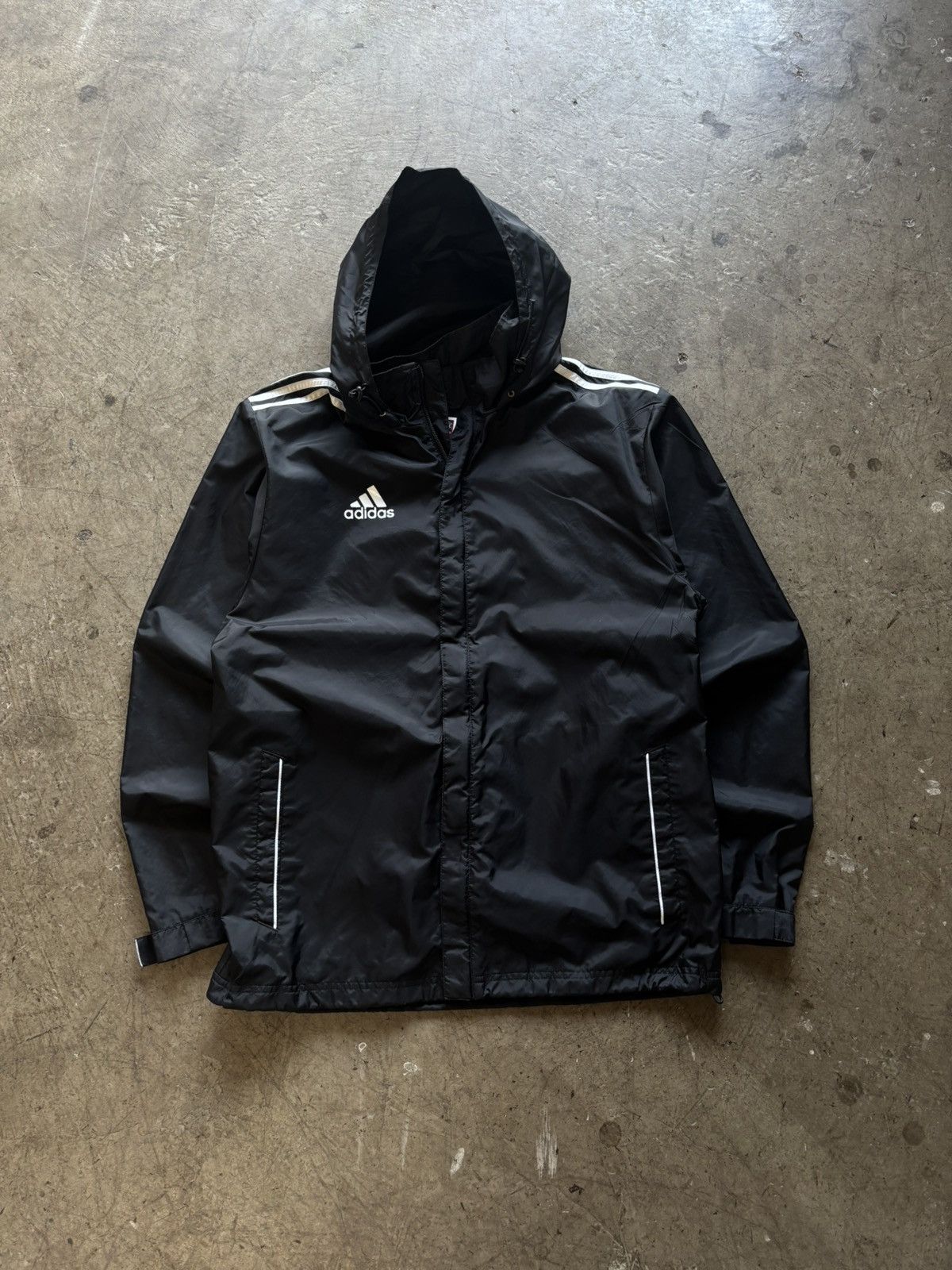 Adidas Vintage Adidas Windbreaker Size US L / EU 52-54 / 3 - 1 Thumbnail