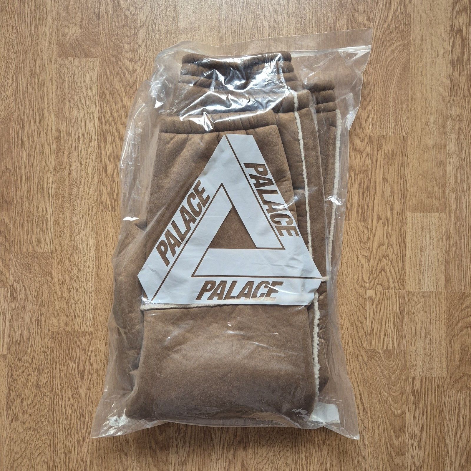 Palace Palace Sherpa Faux Suede Jogger Brown Medium Brand New FW24 Size US 32 / EU 48 - 9 Thumbnail