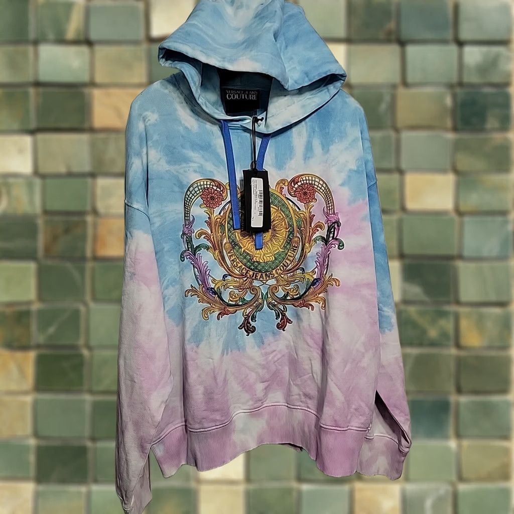 Versace Jeans Couture NWT Versace Jeans Couture Hoodie Mens Pullover Sweatshirt M Multicolor Logo Graphic Print Hooded Size US M / EU 48-50 / 2 - 1 Thumbnail