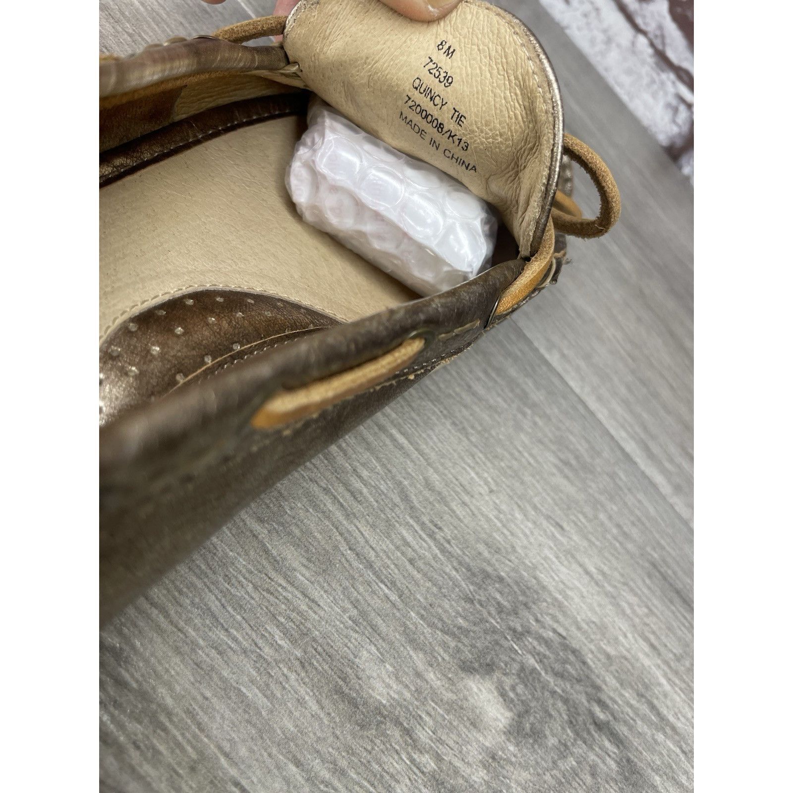 Frye FRYE Quincy Tie Leather Metallic Deck Shoes Gold Boat Shoes Size US 8 / IT 38 - 9 Thumbnail