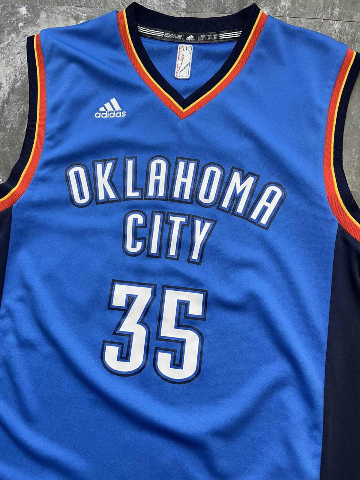 NBA Adidas Oklahoma City #35 Kevin Durant NBA jersey basketball Size US S / EU 44-46 / 1 - 3 Thumbnail