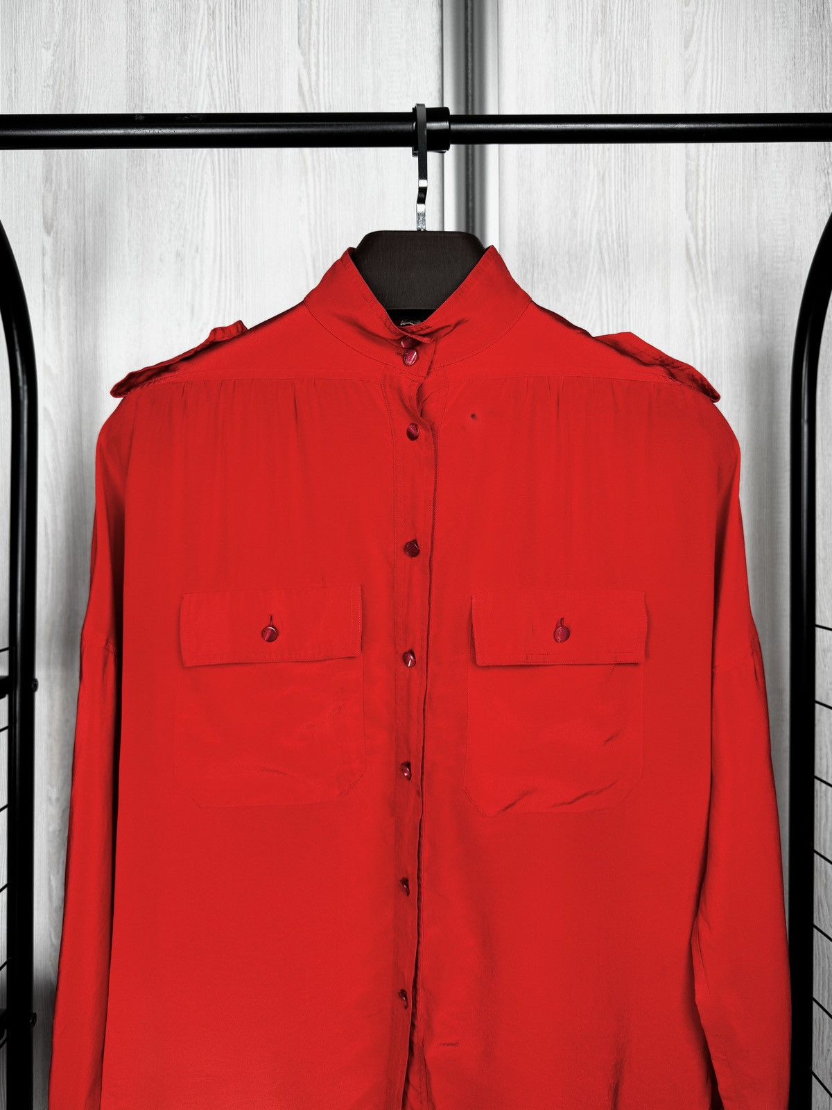 Celine Celine vintage 80s Red Silk Luxury 2 pockets blouse size 38 Size S / US 4 / IT 40 - 3 Thumbnail