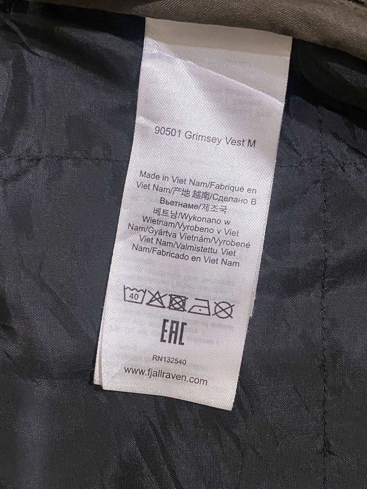 Fjallraven FJALL RAVEN G1000 HUNTING VEST NICE DESIGN Size US M / EU 48-50 / 2 - 15 Thumbnail