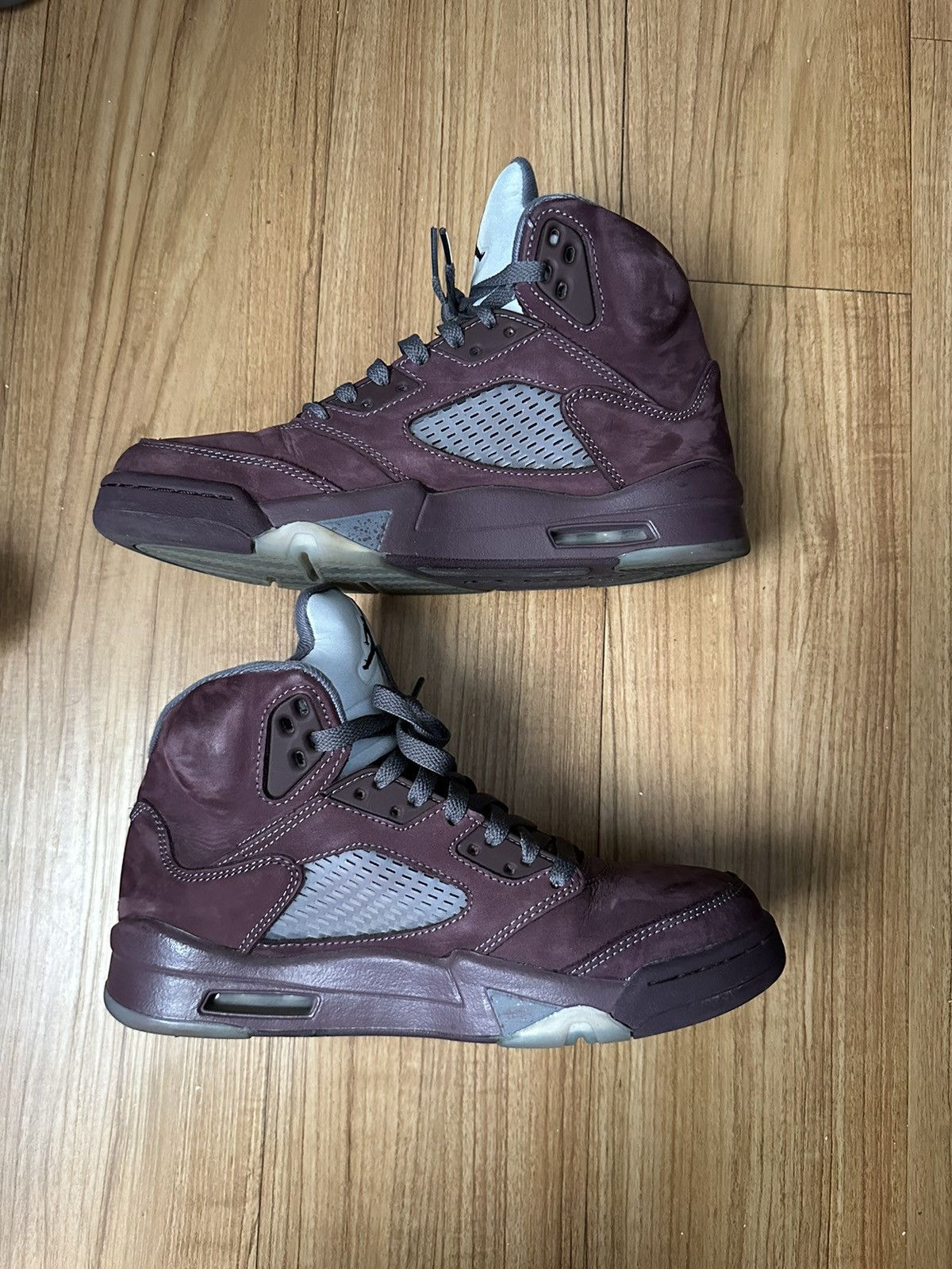 Jordan Brand Air Jordan 5 Burgundy Size US 7.5 / EU 40-41 - 2 Thumbnail
