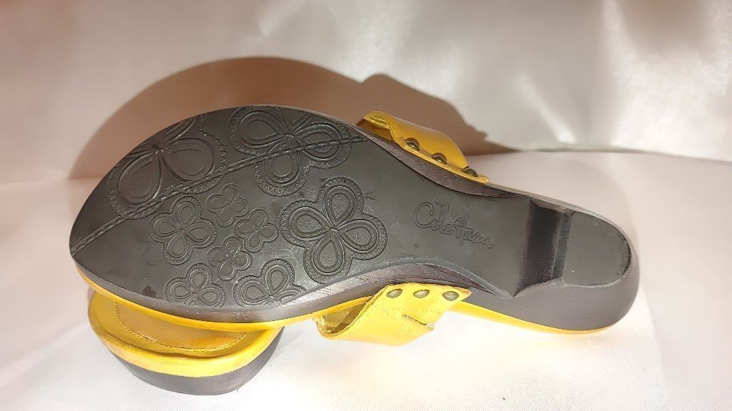 Cole Haan Cole Haan Larissa Patent Leather Thong Sandals Size 5.5 Size US 5.5 / IT 35.5 - 9 Thumbnail