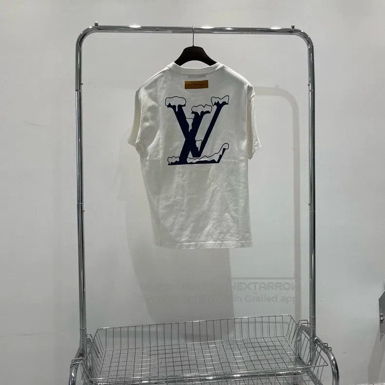 Louis Vuitton Louis Vuitton Snow Letter Short Sleeve Size US L / EU 52-54 / 3 - 2 Thumbnail