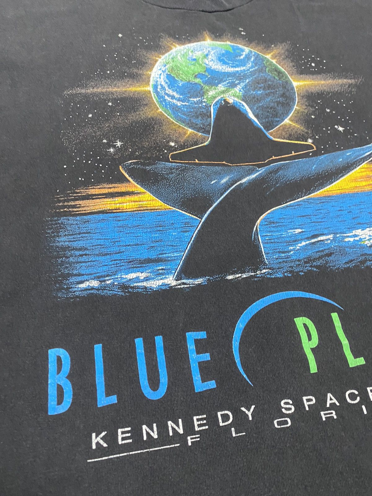 NASA Rare Vintage Blue Planet Kennedy Space Center Florida Size L Size US L / EU 52-54 / 3 - 4 Thumbnail