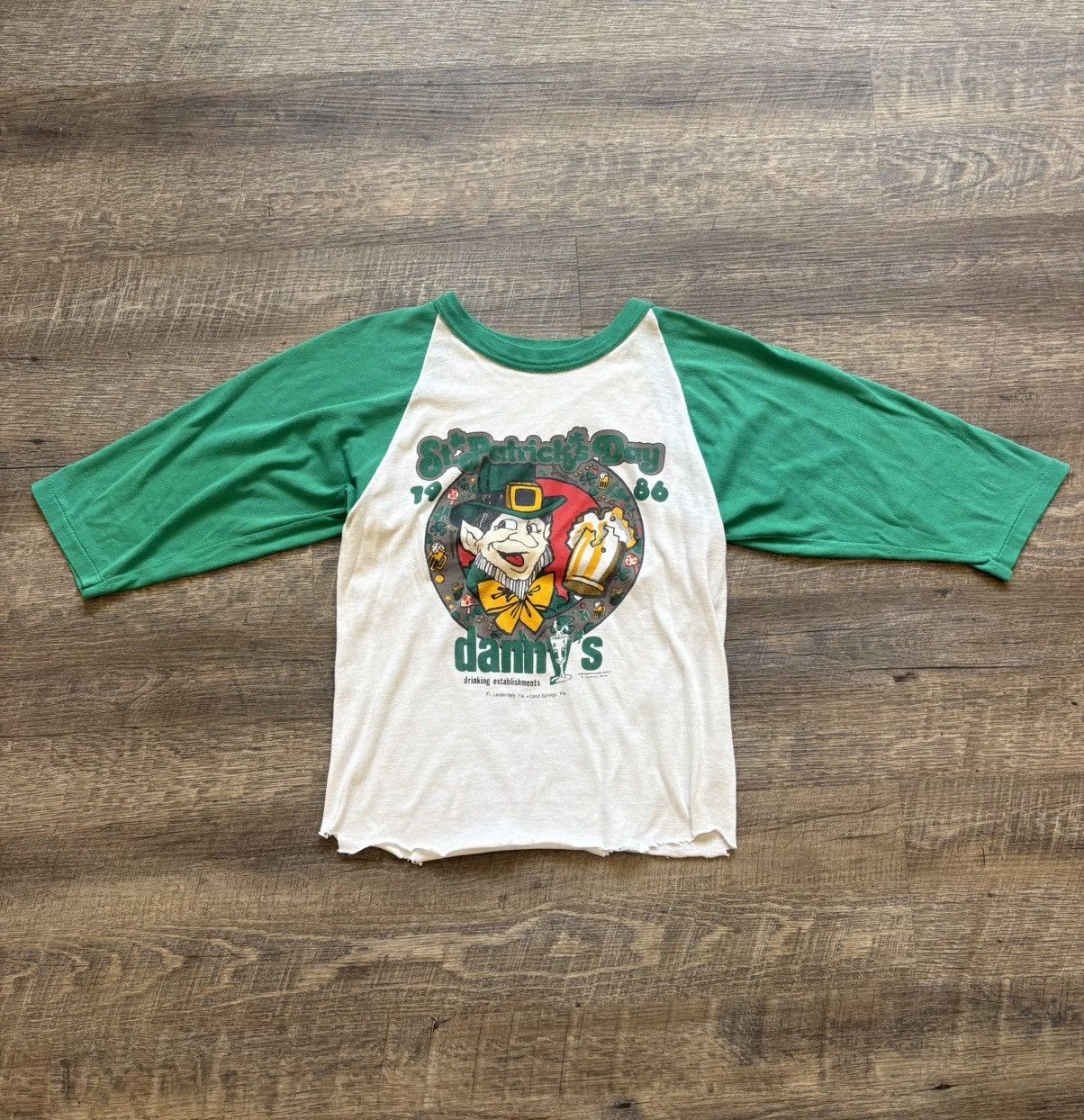 Vintage 1986 Vintage Bar Tee Size US S / EU 44-46 / 1 - 2 Thumbnail