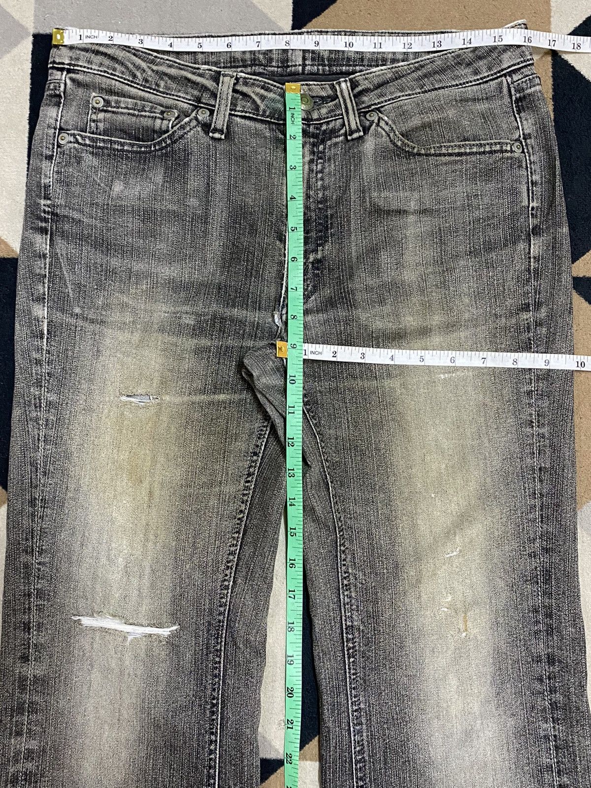 Hypebeast Vintage Japanese Brands Black Denim Distressed Flare Jeans Size US 32 / EU 48 - 21 Thumbnail