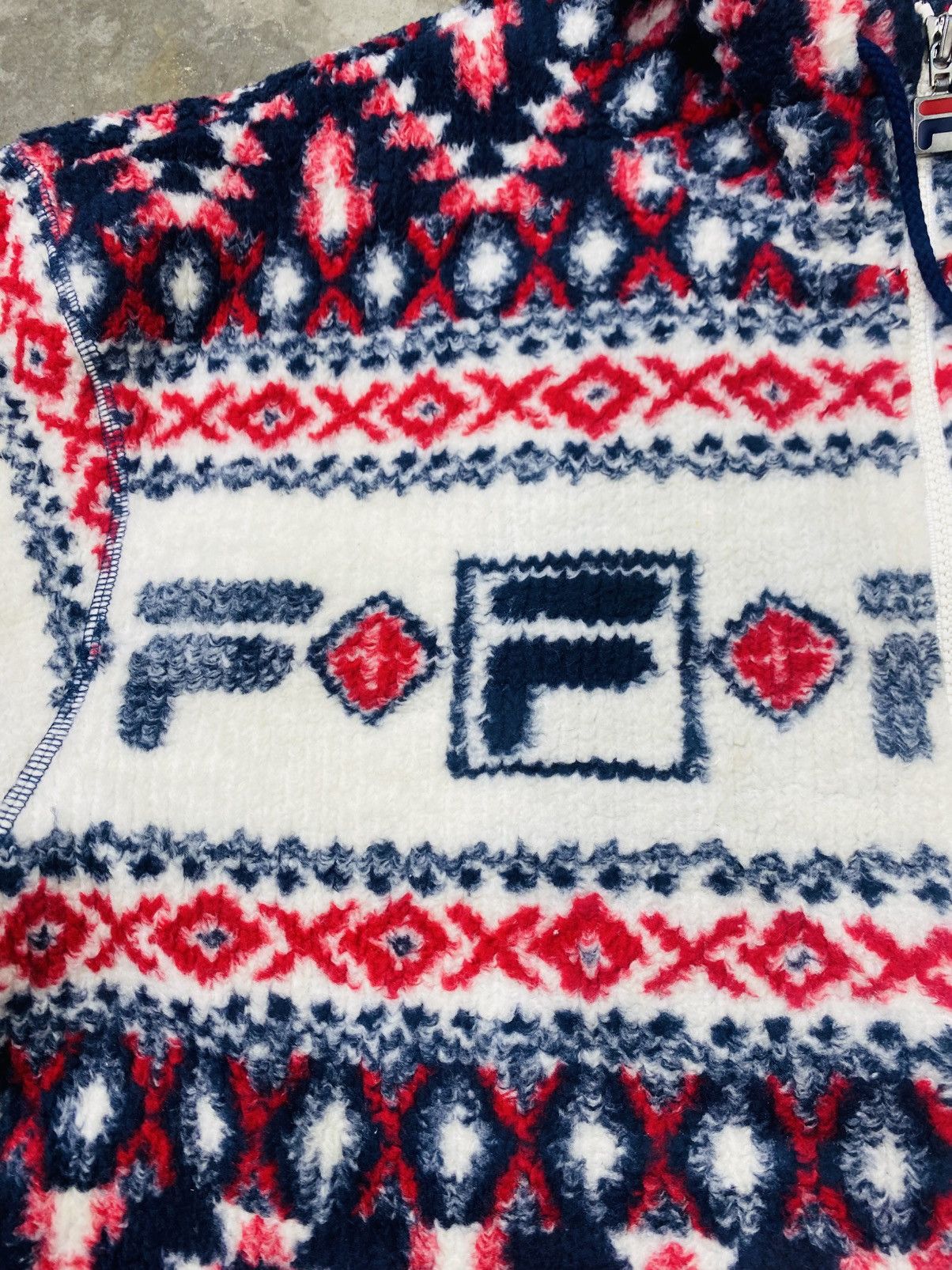 Fila Vintage Fila Hoodie Fleece Retro Pattern Sweater Size US M / EU 48-50 / 2 - 9 Thumbnail