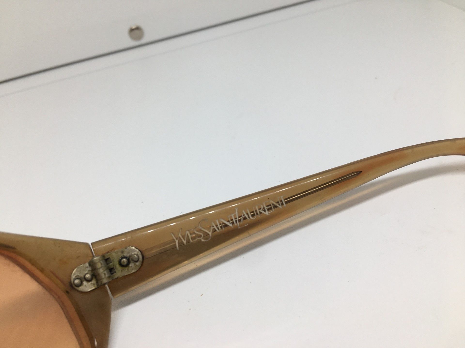 Yves Saint Laurent '71 MOD YVES SAINT LAURENT X RENAULD FRANCE SUNGLASSES RARE Size ONE SIZE - 4 Thumbnail