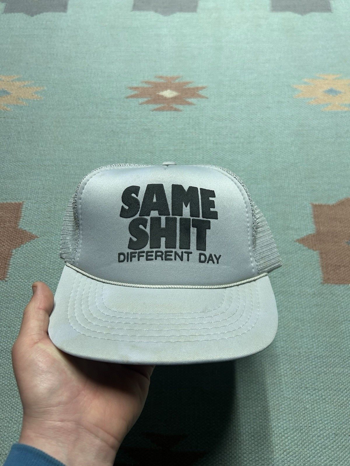 Vintage Vtg trucker hat same sh*t different day funny novelty snap Size ONE SIZE - 2 Thumbnail