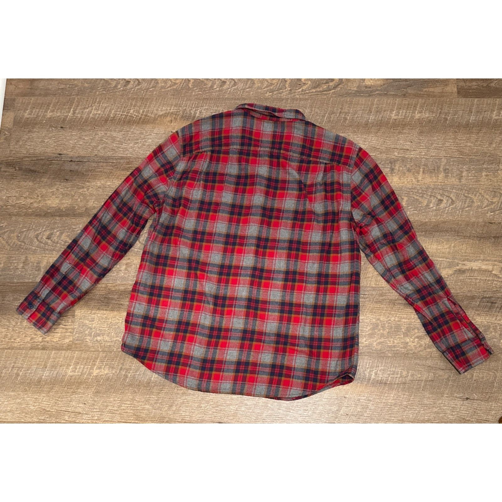American Eagle Outfitters American Eagle Men XL Gray And Red Plaid Long Sleeve Size US XL / EU 56 / 4 - 5 Thumbnail