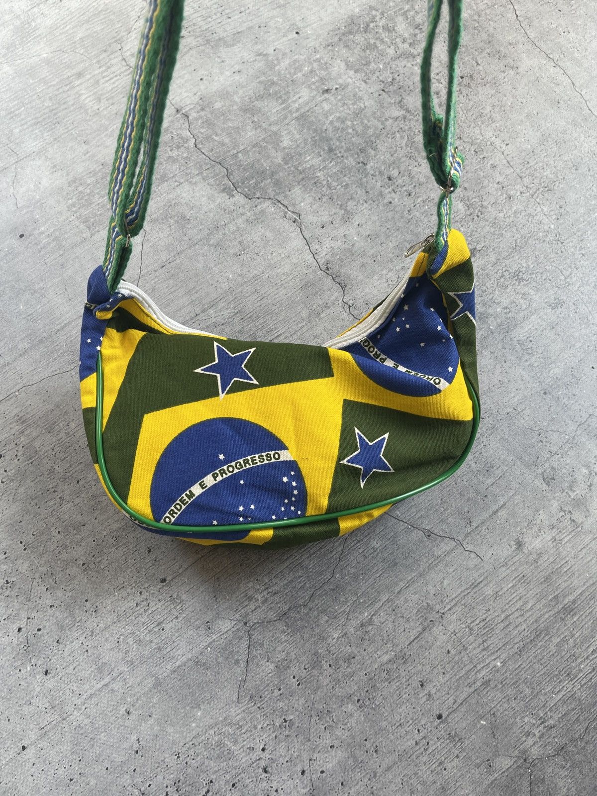 Penalty Rare Bag BRASIL Avant-Garde Y2K Soccer Style Vintage Size ONE SIZE - 5 Thumbnail