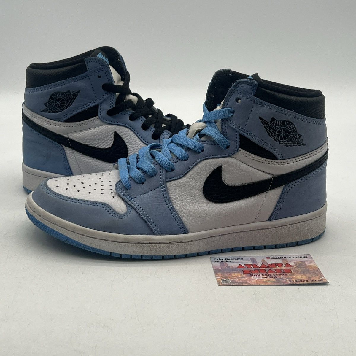 Nike Air Jordan 1 High University blue Size US 8.5 / EU 41-42 - 1 Thumbnail