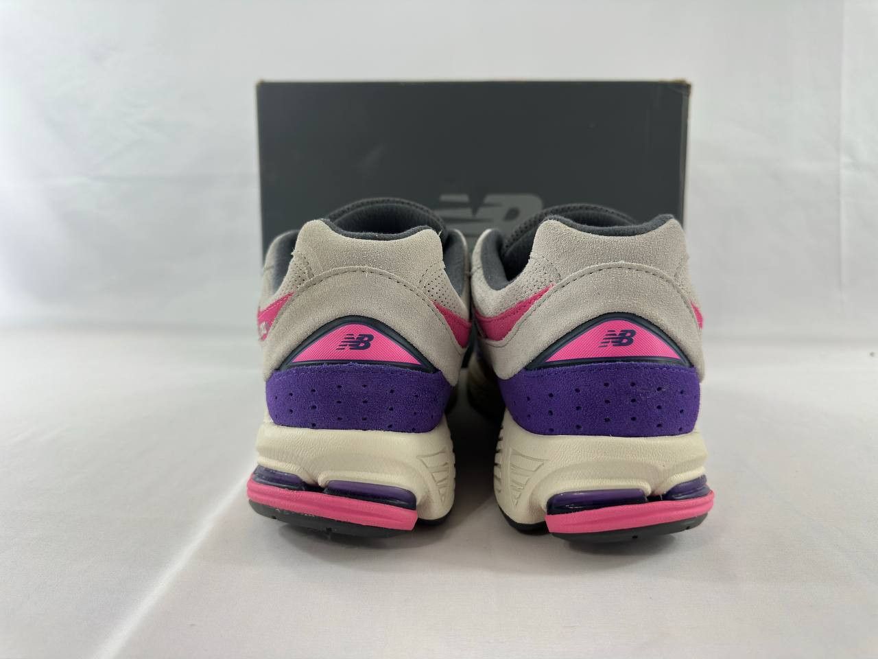 New Balance New Balance 2002R x J. Crew Rain Cloud Size US 10.5 / EU 43-44 - 5 Thumbnail