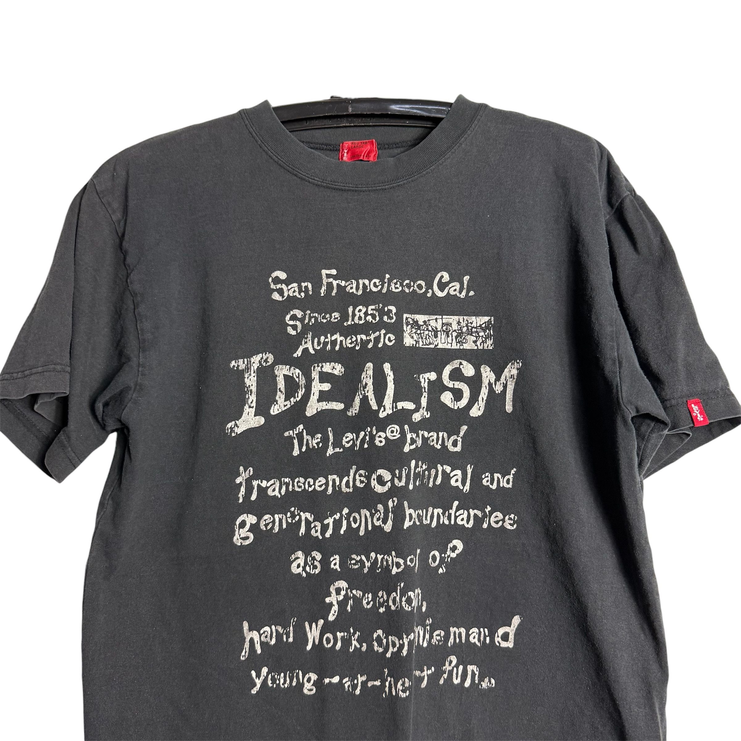 Levi's 🔥RARE🔥Vintage Levi's Red Tab Idealism Fit T-shirt Size US L / EU 52-54 / 3 - 2 Thumbnail