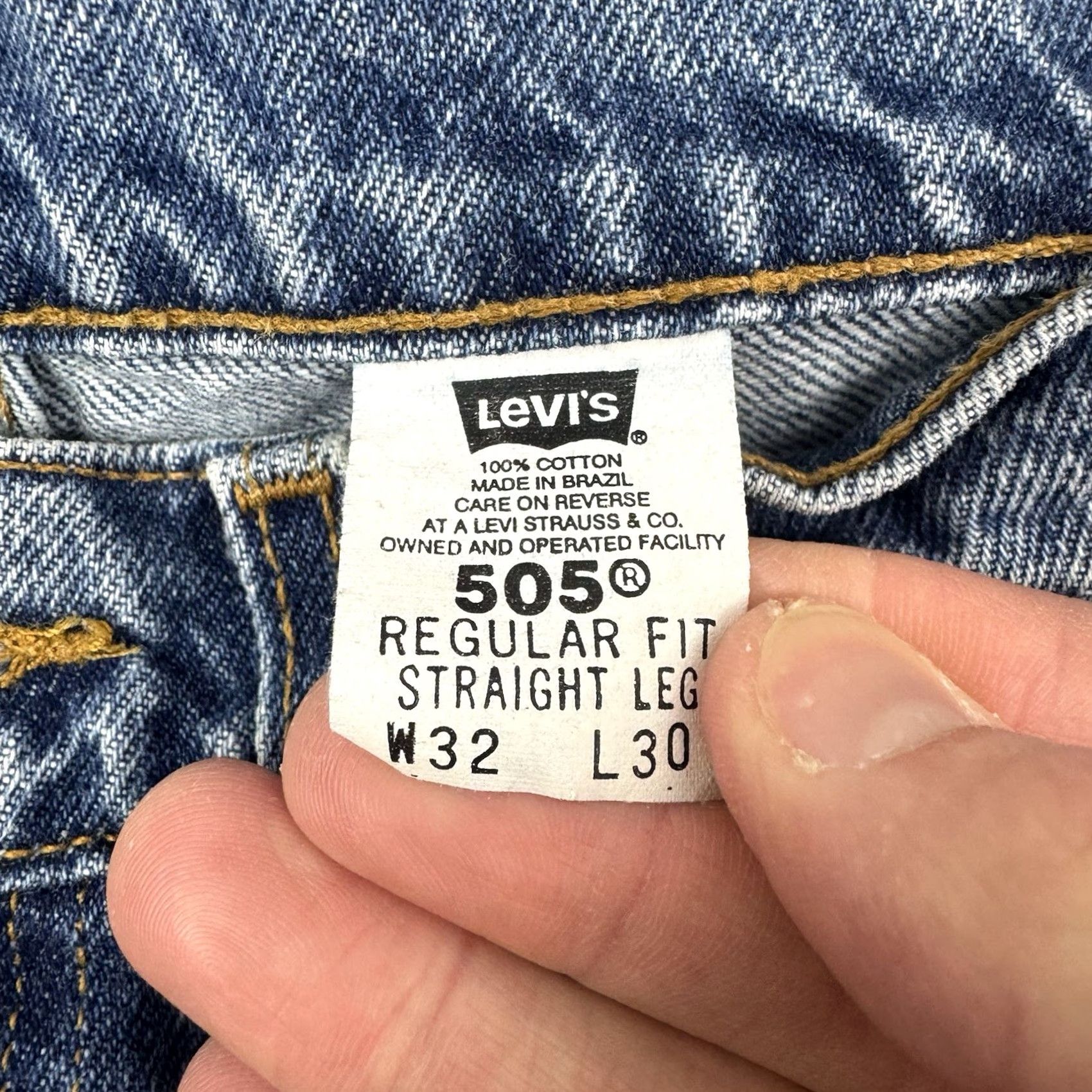 Levi's VINTAGE Levi's 505 Jeans Adult 32x30 Orange Tab Regular Straight Leg Denim 90s Mens Jeans Size US 32 / EU 48 - 4 Thumbnail