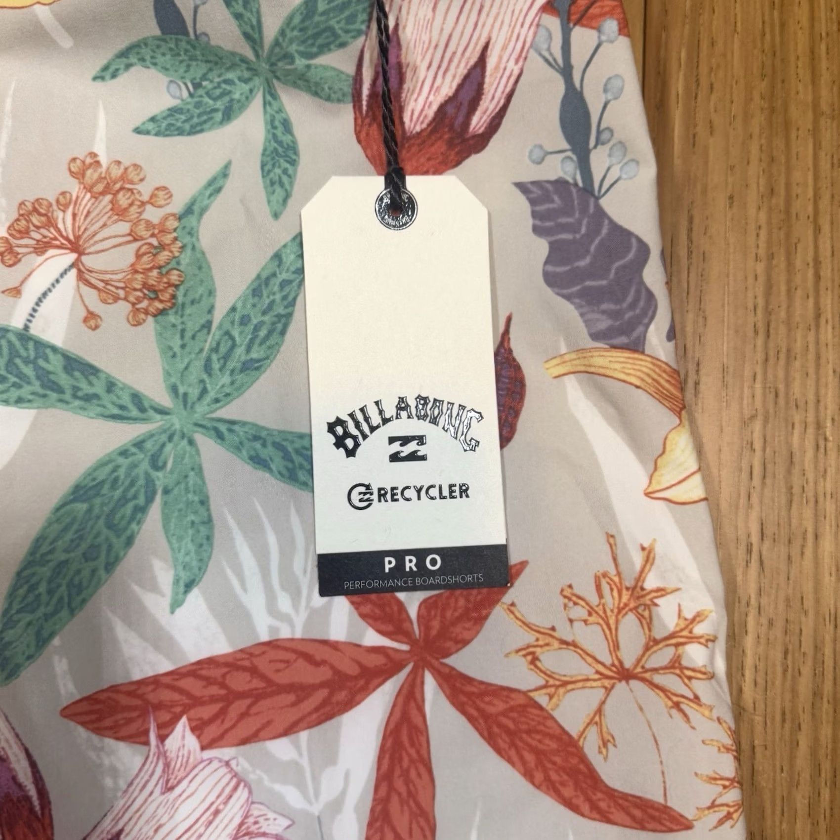 Billabong Billabong Board Shorts NWT Floral Recycler Good Times Pro 40 Multicolor Short Length Men Size US 40 / EU 56 - 2 Thumbnail