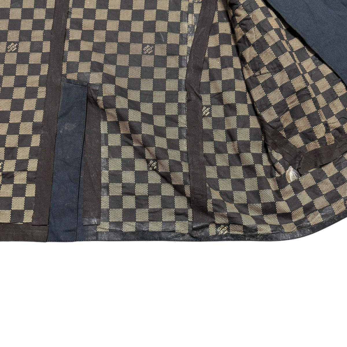 Louis Vuitton Louis Vuitton Monogram Double Breasted Wax Coat Size US M / EU 48-50 / 2 - 11 Thumbnail
