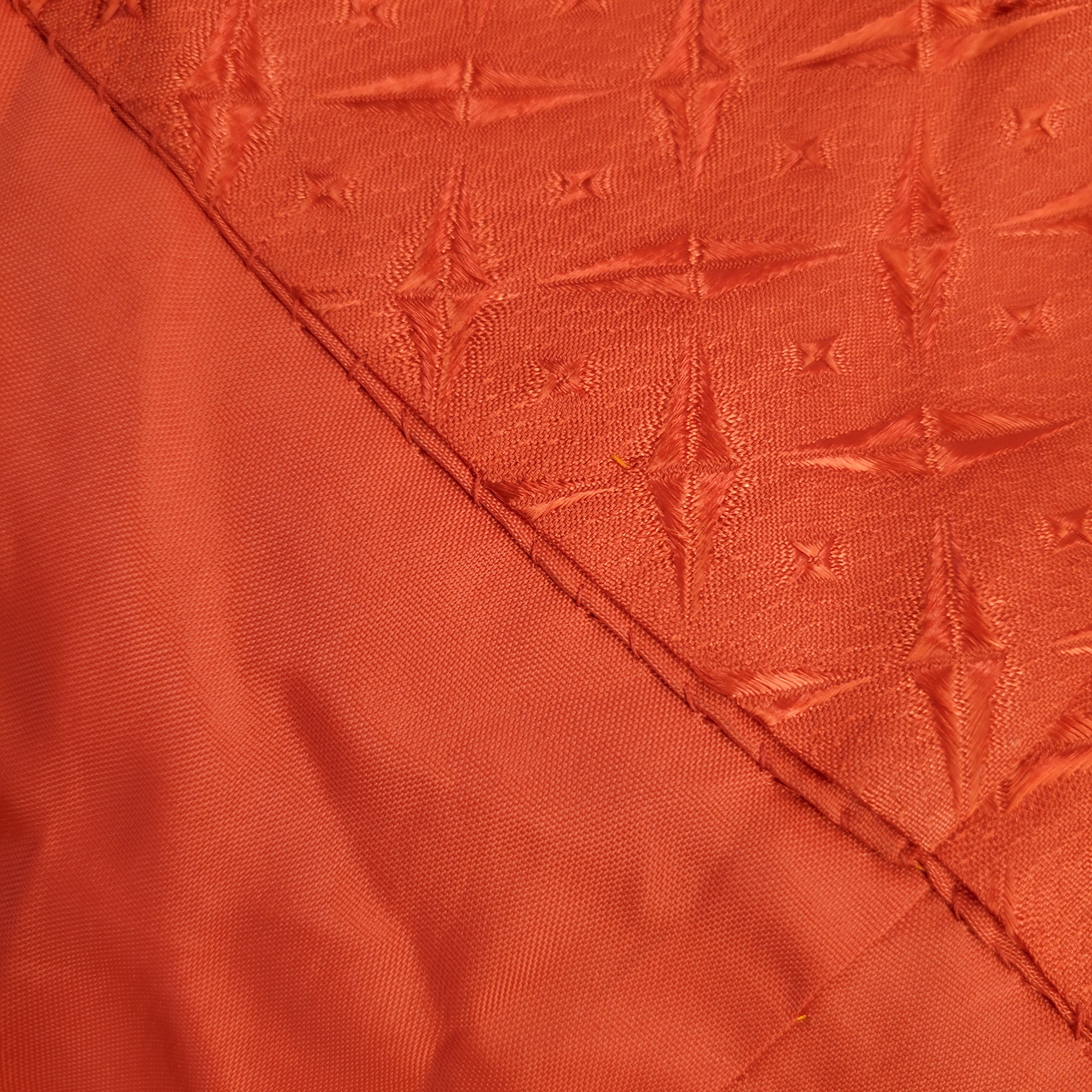 Kimono Size M House Robe Textured Red Gold Dragon Embroidery