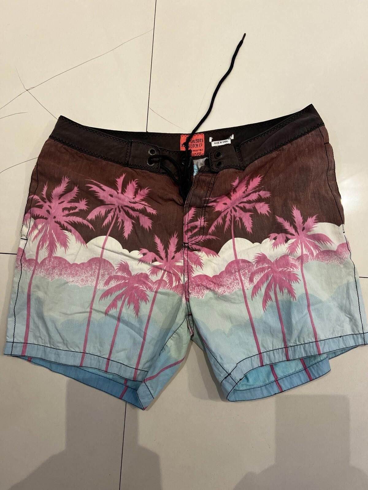 Scotch & Soda Scotch and Soda Palm Tree Board Swim Shorts Drawstring Size US 34 / EU 50 - 1 Thumbnail