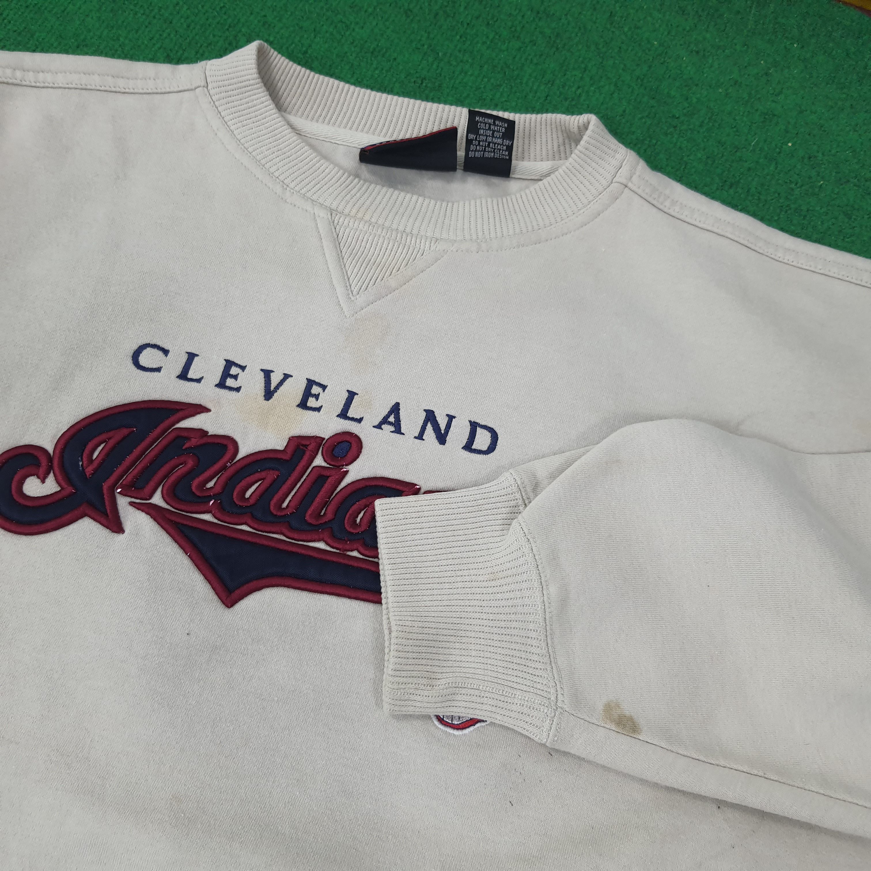 Vintage Vintage Cleveland Indians MLB Sweatshirt C257N26 Size US XXL / EU 58 / 5 - 10 Thumbnail